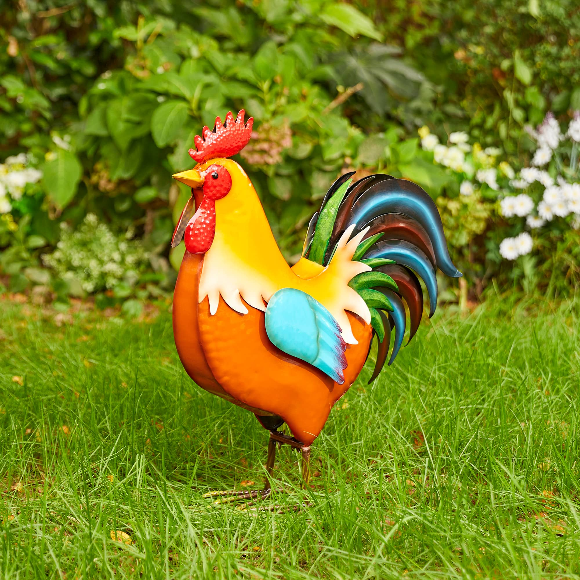 Glitzhome&#xAE; 21&#x22; Vibrant Standing Metal Rooster Garden Statue