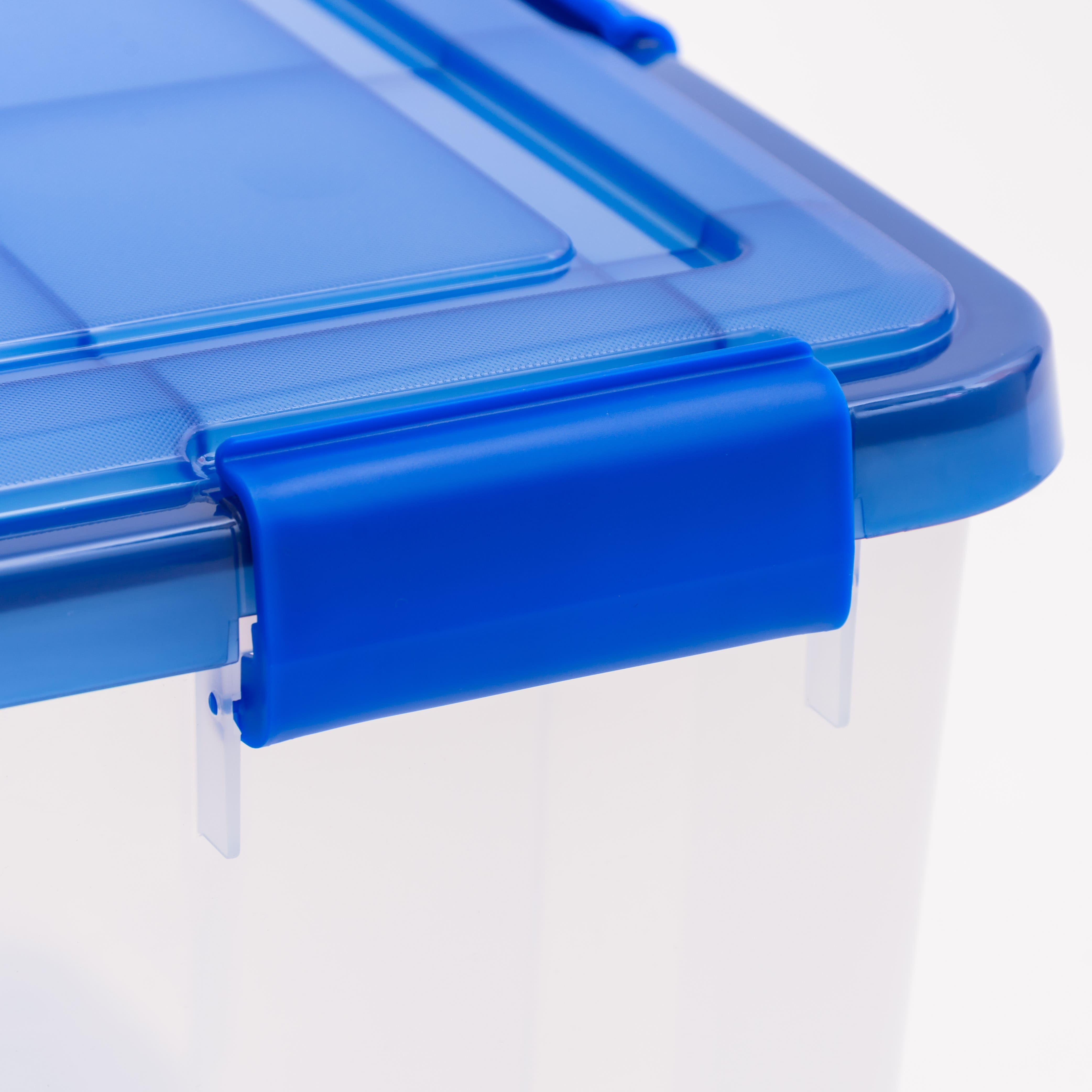 IRIS&#xAE; 156qt. Clear Ultimate Box with Blue Buckle Lid