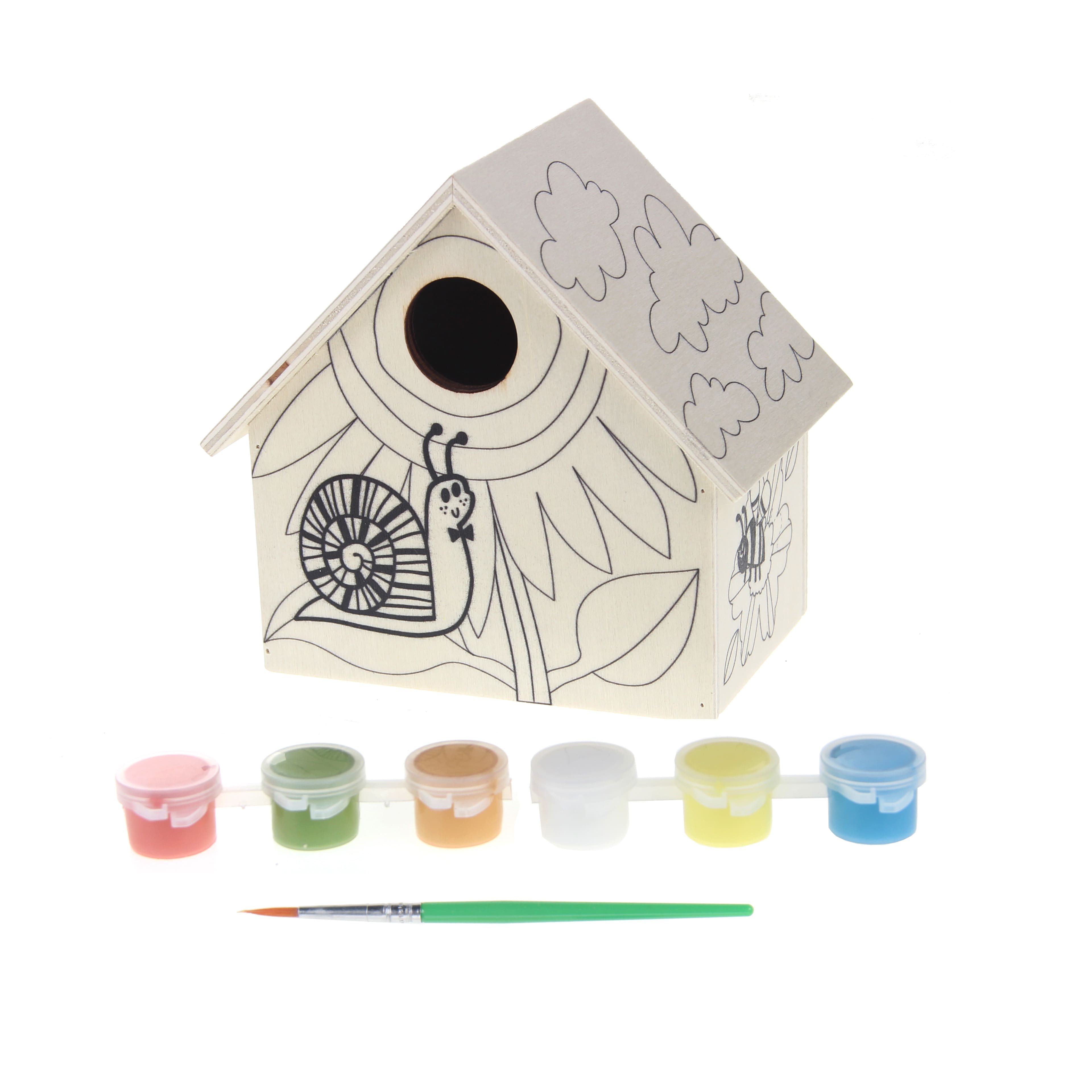 Spring Snail Wood Bird House Kit by Creatology&#x2122;