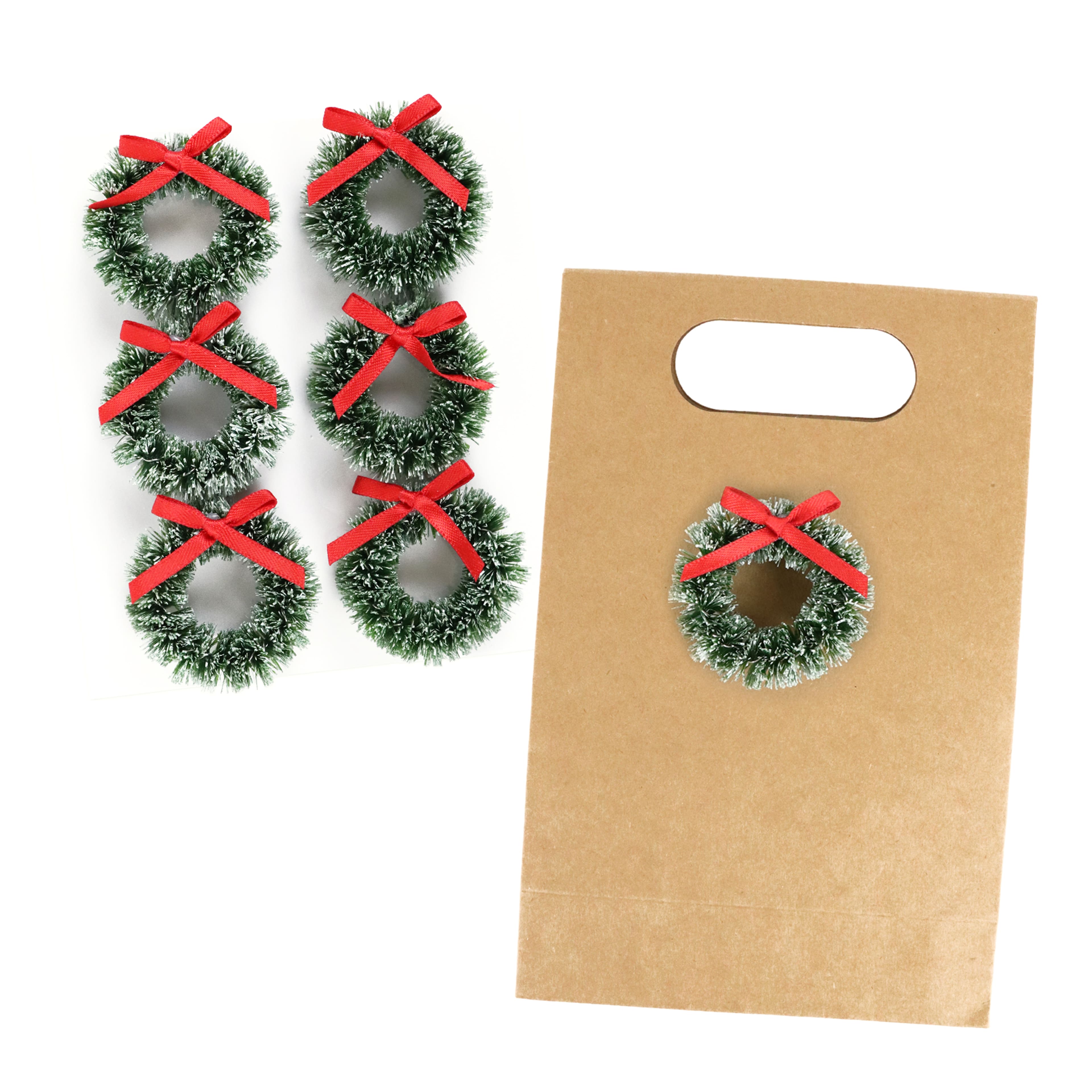 Green &#x26; Red Wreath Dimensional Stickers by Recollections&#x2122;