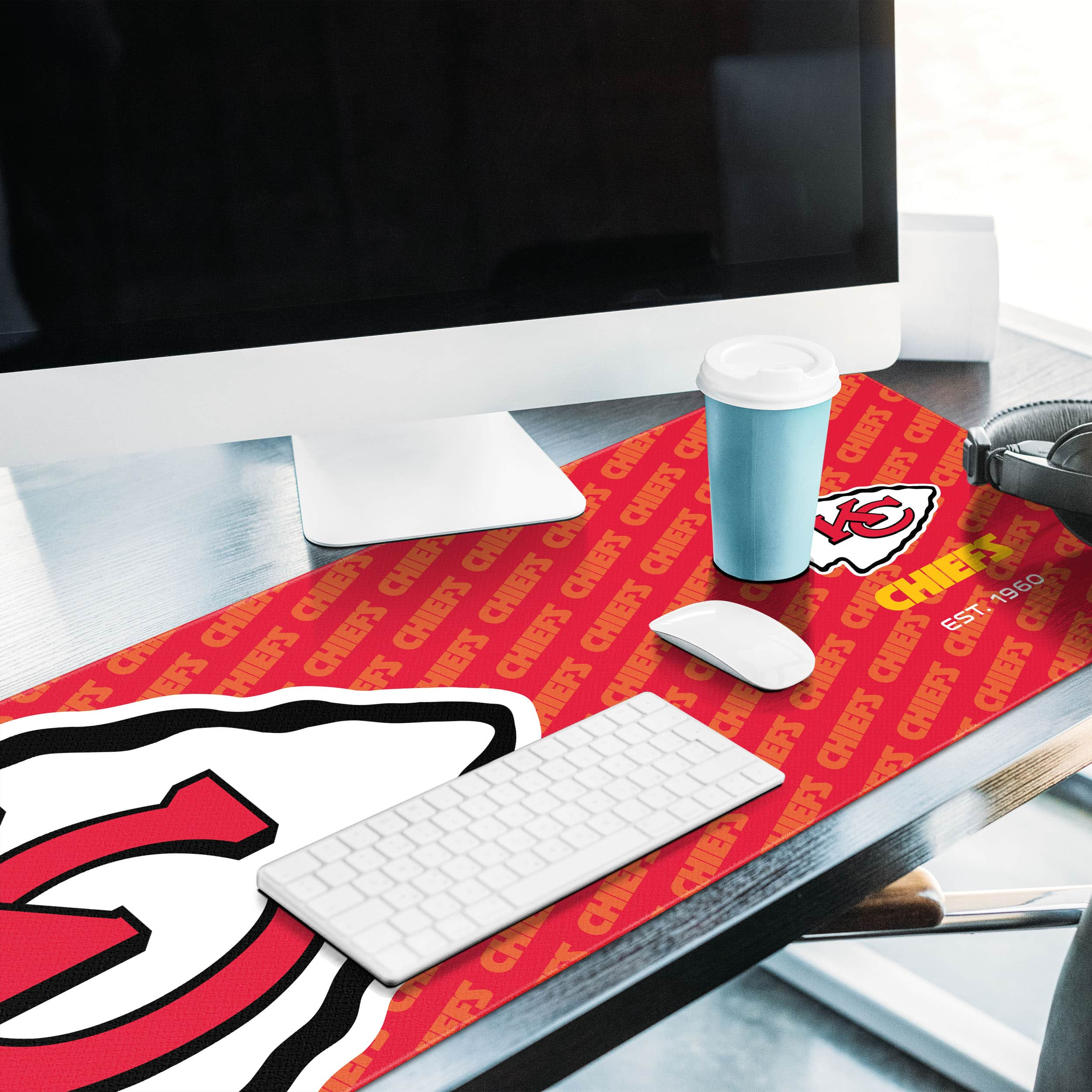 NFL San Francisco 49ers Logo Series 31.5 x 12 Desk Pad