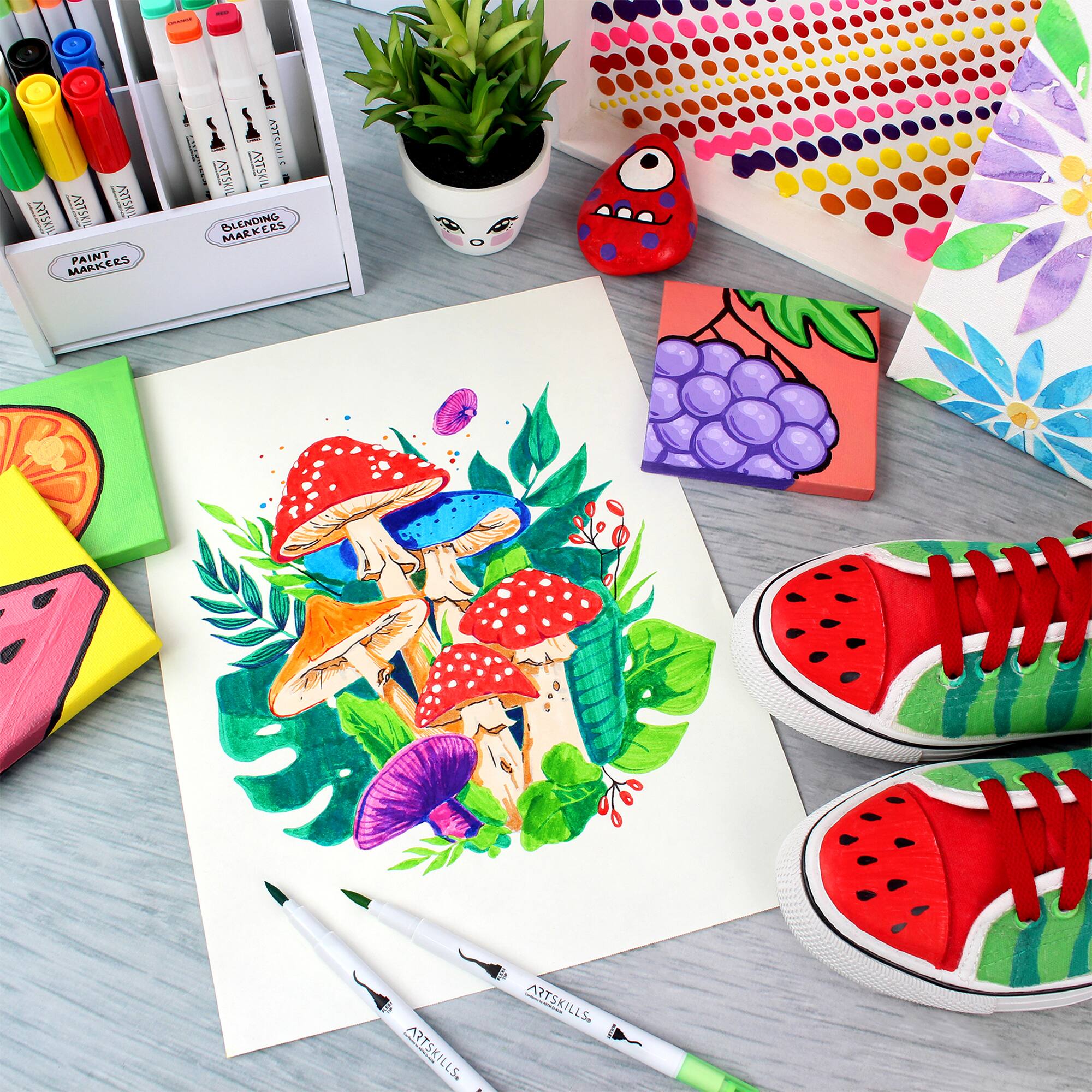 ArtSkills&#xAE; Art Marker Variety Set with Marker Display