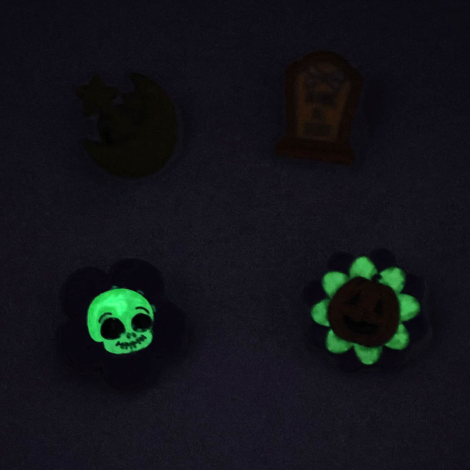 Halloween Moon Metal Pins by Creatology&#x2122;