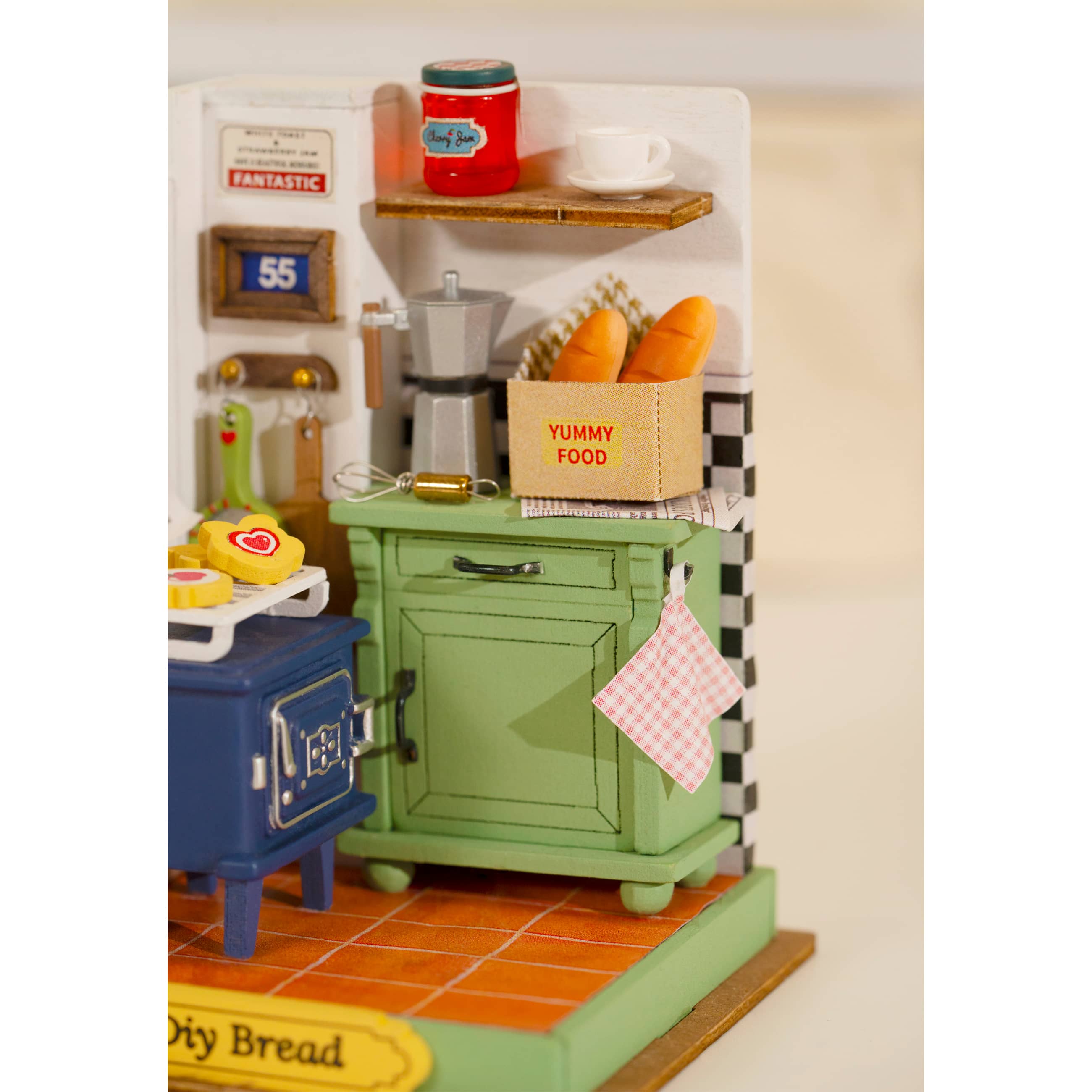Rolife Afternoon Baking Time DIY Miniature Kit