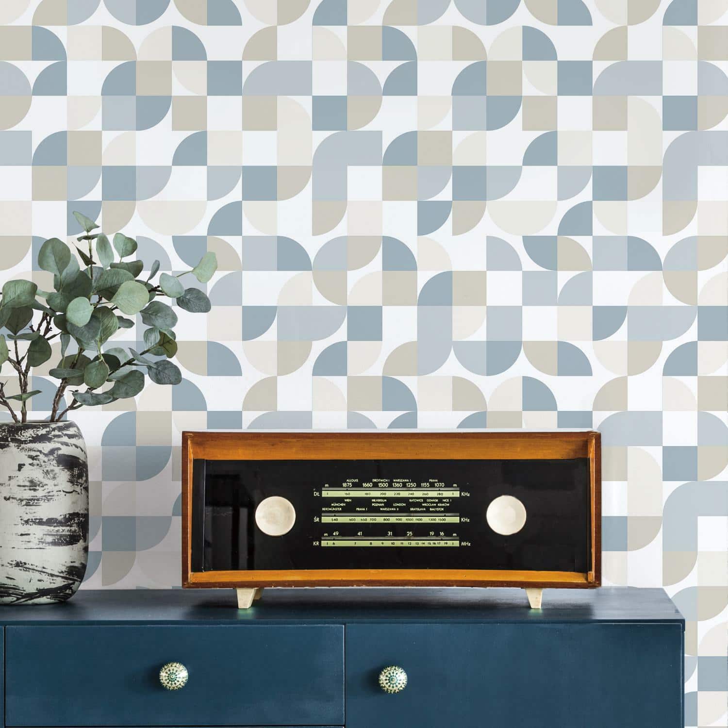 RoomMates Mid-Century Geometric Peel &#x26; Stick Wallpaper