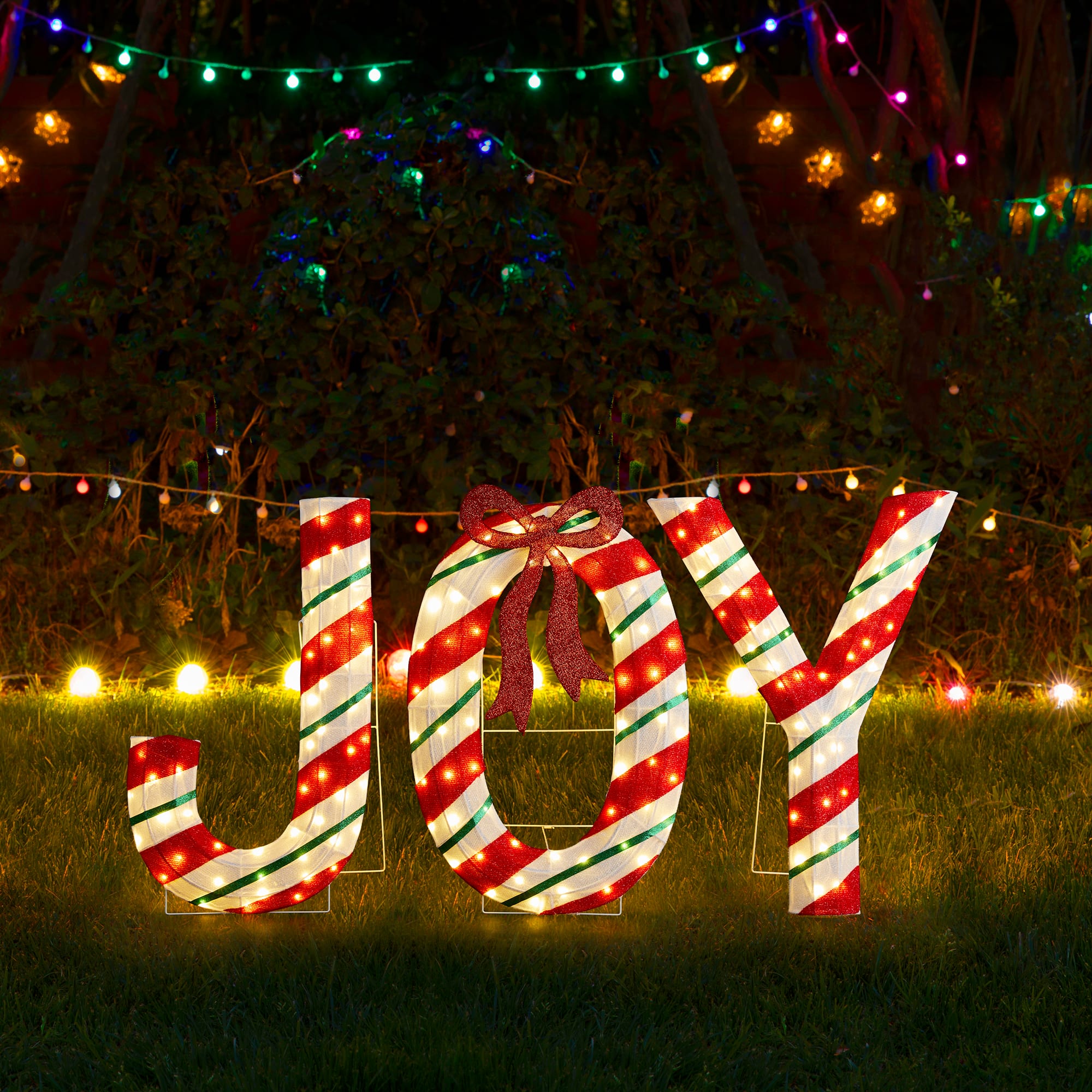 Glitzhome&#xAE; 70.75&#x22;L Lighted Christmas 2.5D Fabric Peppermint JOY Outdoor Decor Set