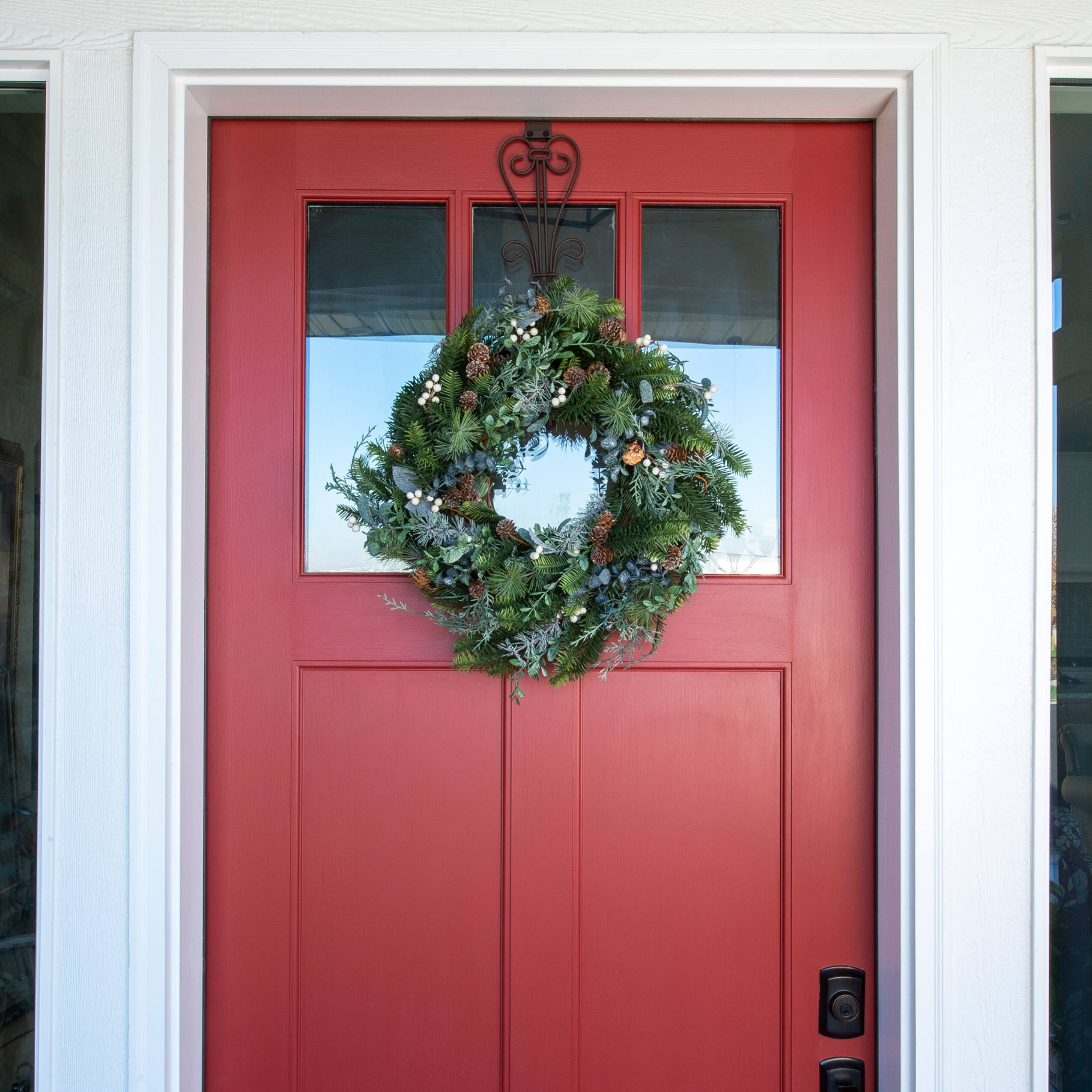 Village Lighting 24" Pre-Lit Rustic White Berry Christmas Wreath, Clear LED Lights
