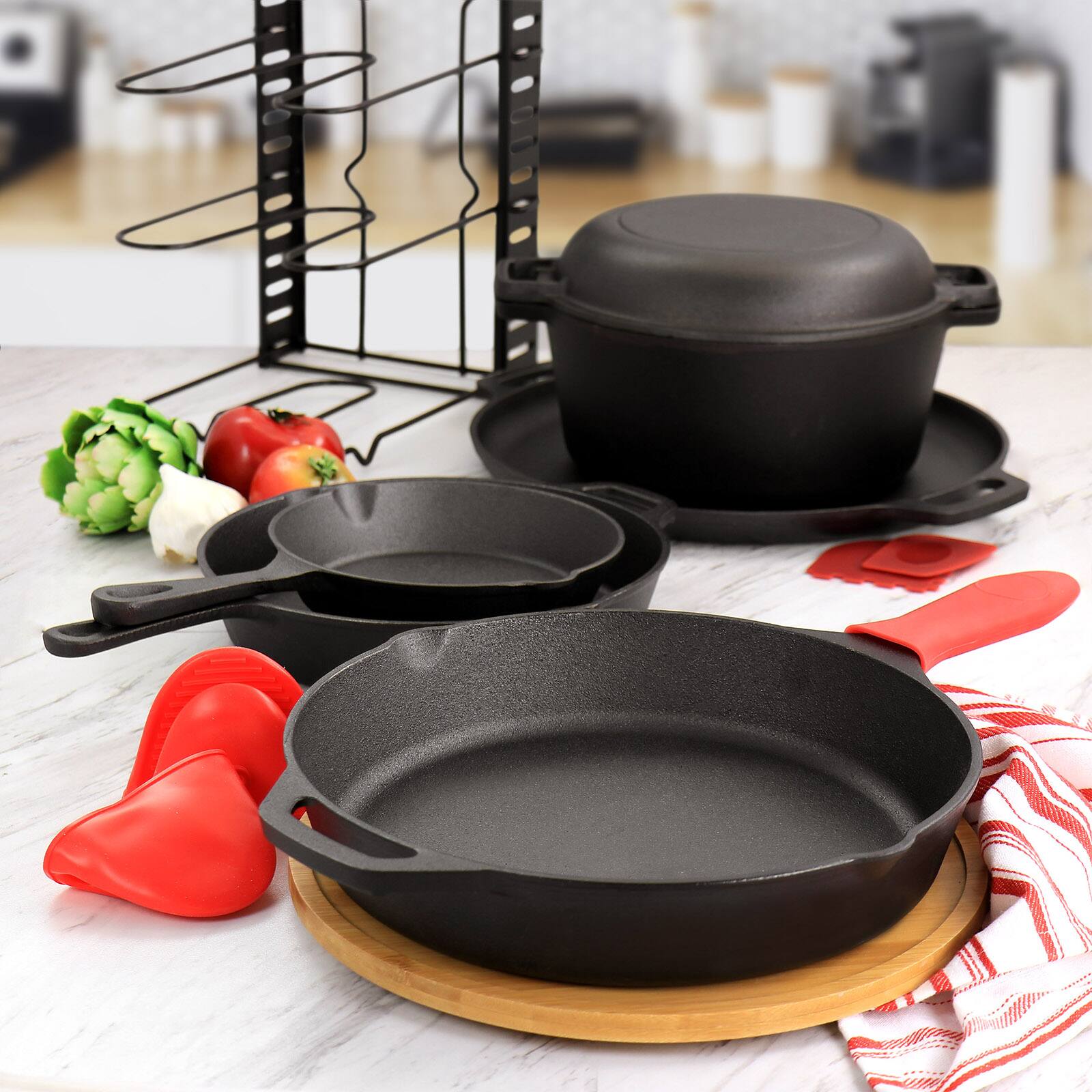 MegaChef Cast Iron Pre-Seasoned 3 Piece Skillet Set