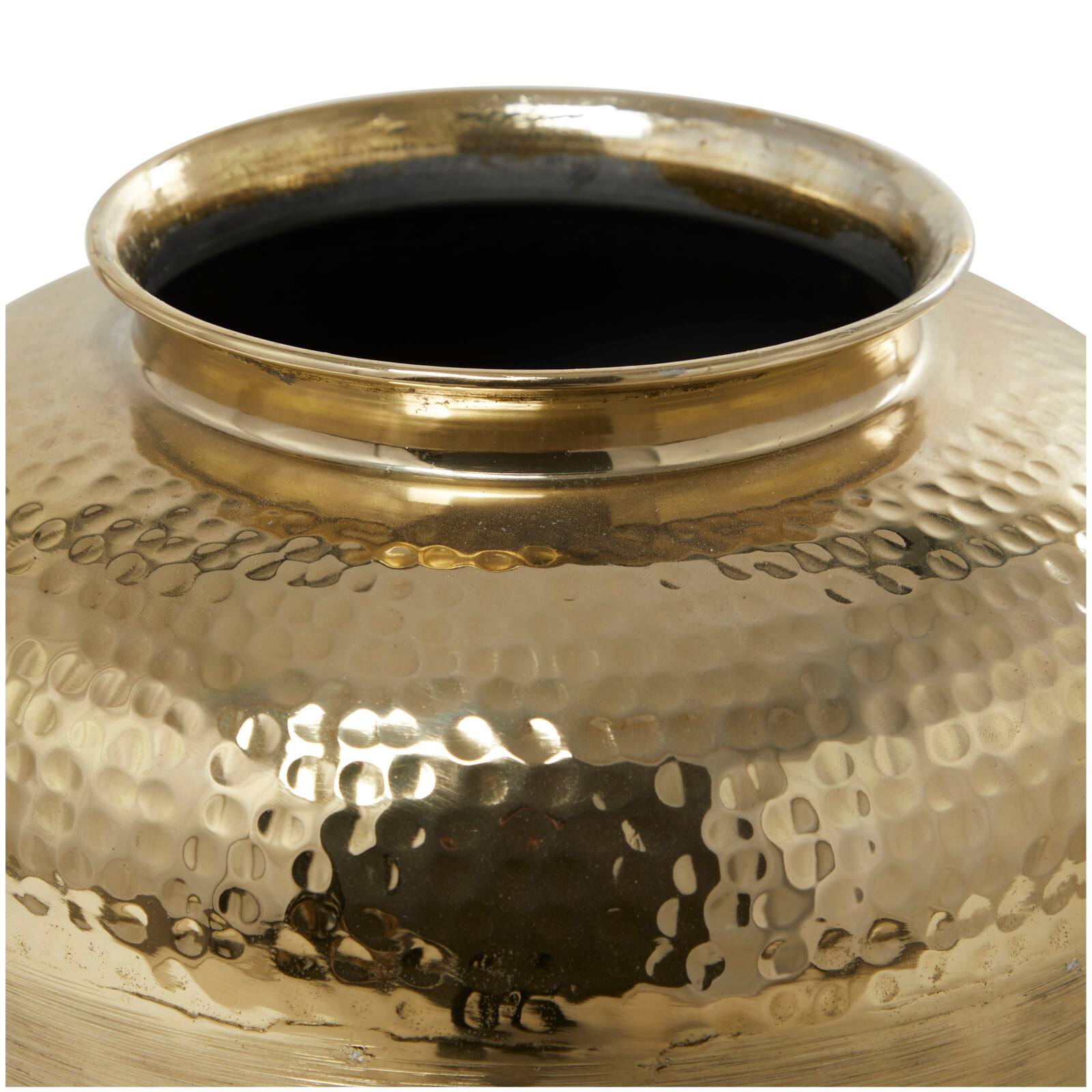 18" Gold Aluminum Brushed Vase with Hammered Top