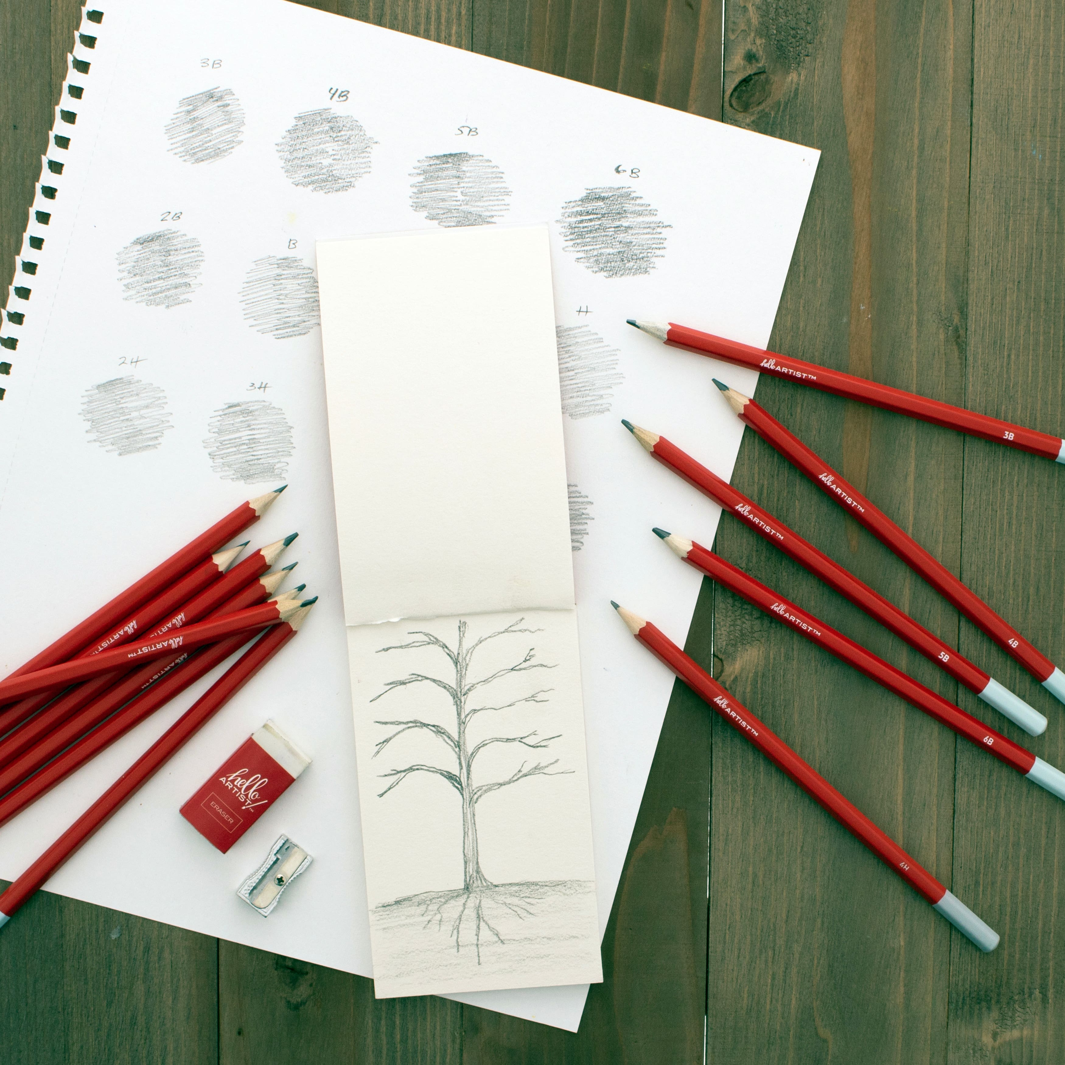 Hello, Artist!™ 15-Piece Sketching Set