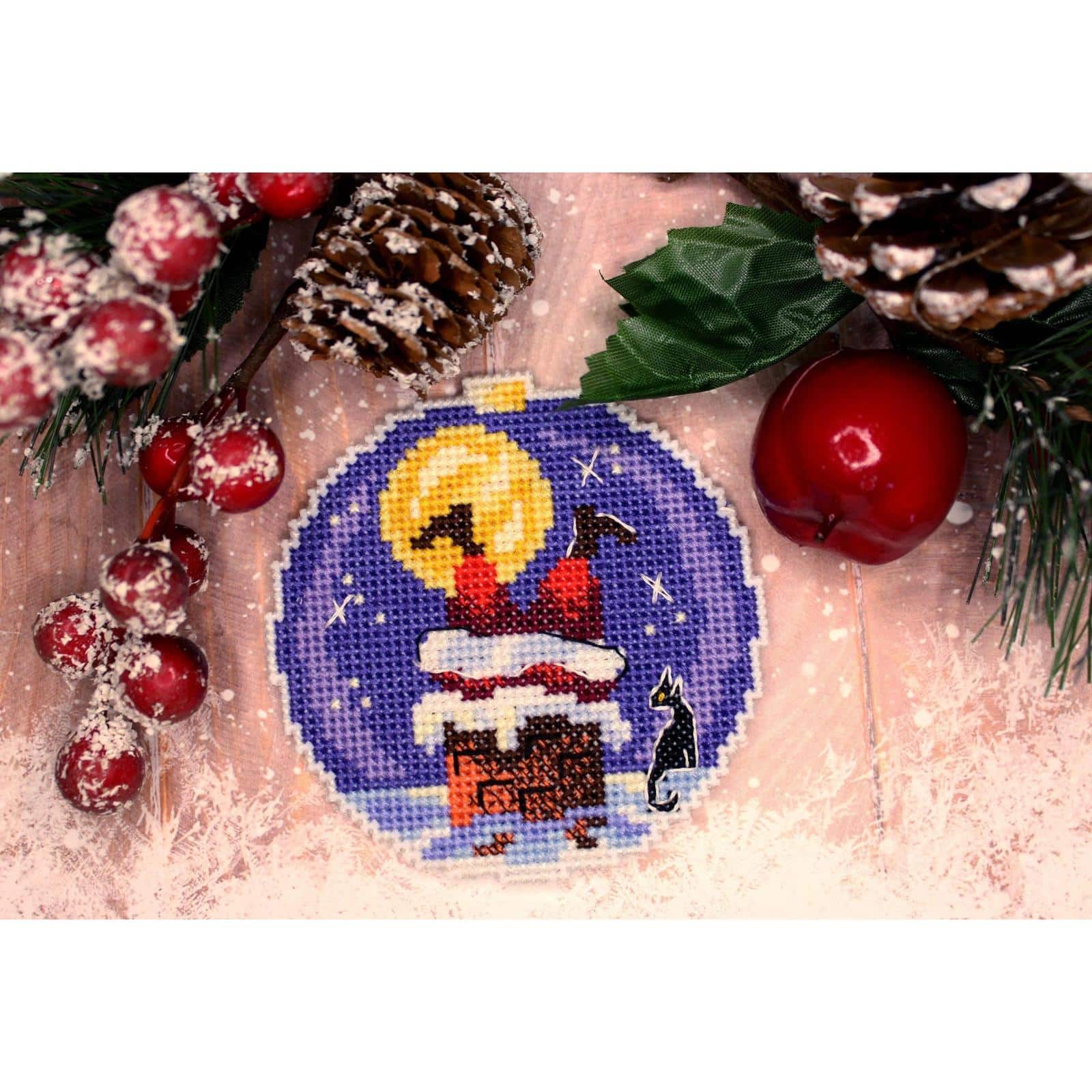 Mp Studia Santa Plastic Canvas Counted Cross Stitch Kit