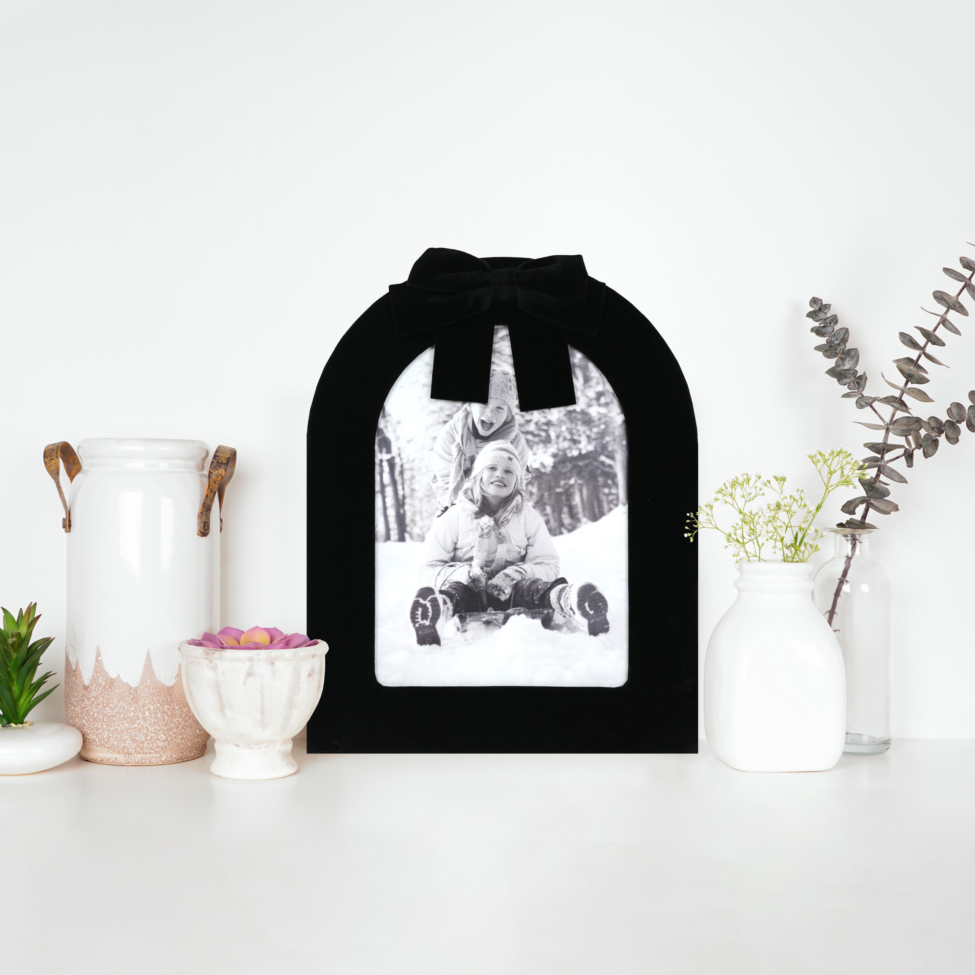 5&#x22; x 7&#x22; Velvet Arch with Bow Frame by Studio D&#xE9;cor&#xAE;