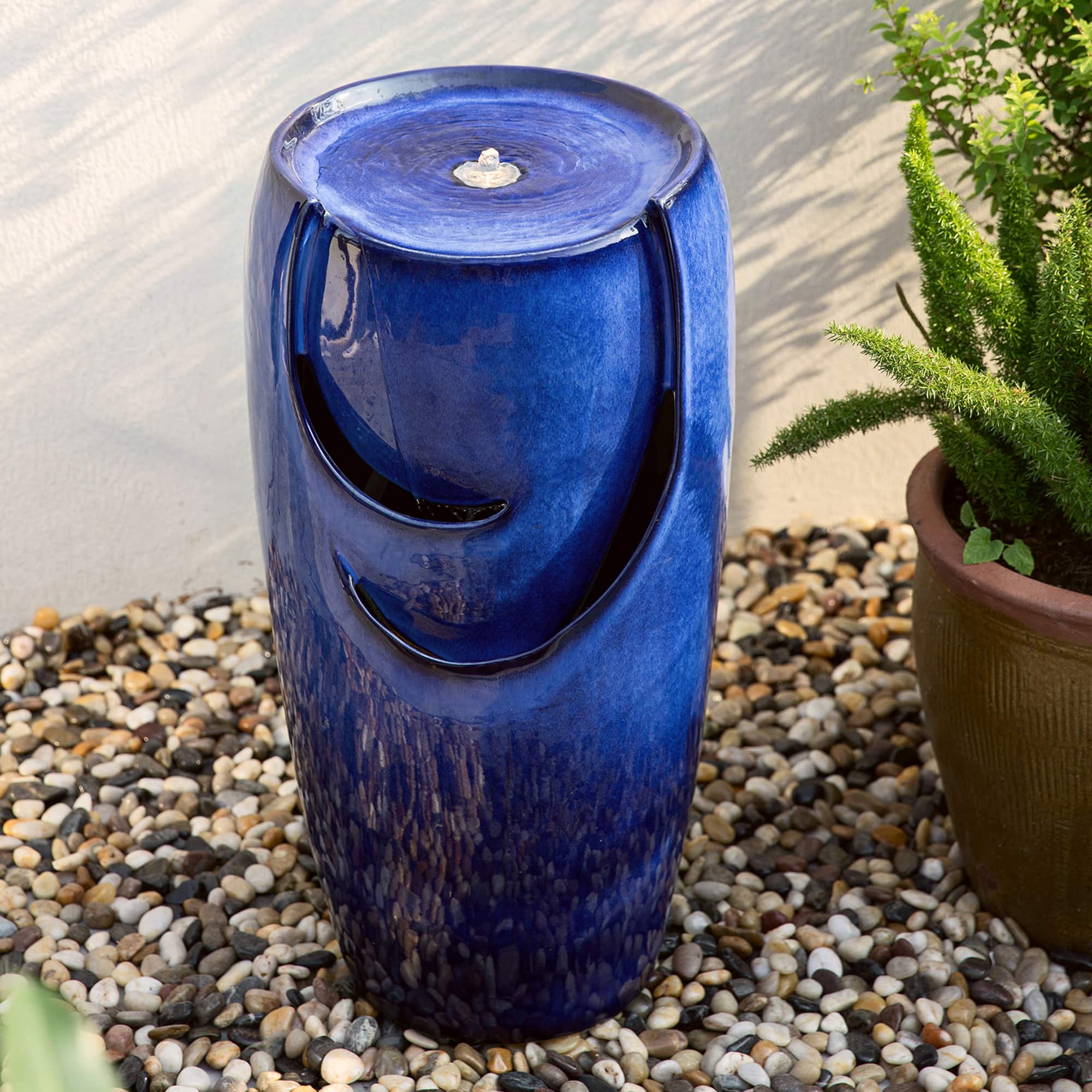 Glitzhome&#xAE; 29&#x22; Ceramic Pot Fountain