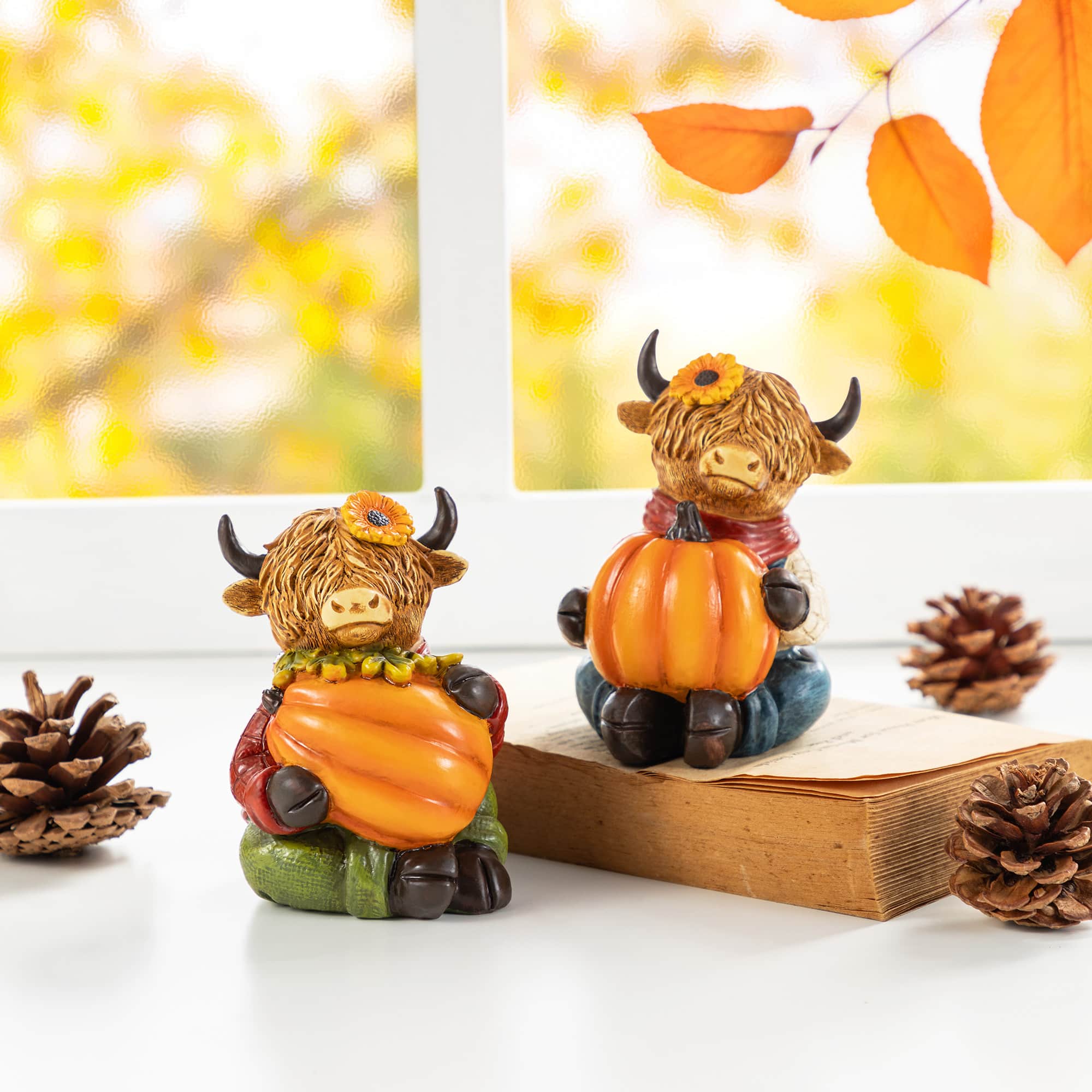 Glitzhome&#xAE; 4.25&#x22; Fall Resin Highland Cow Table Decor Set