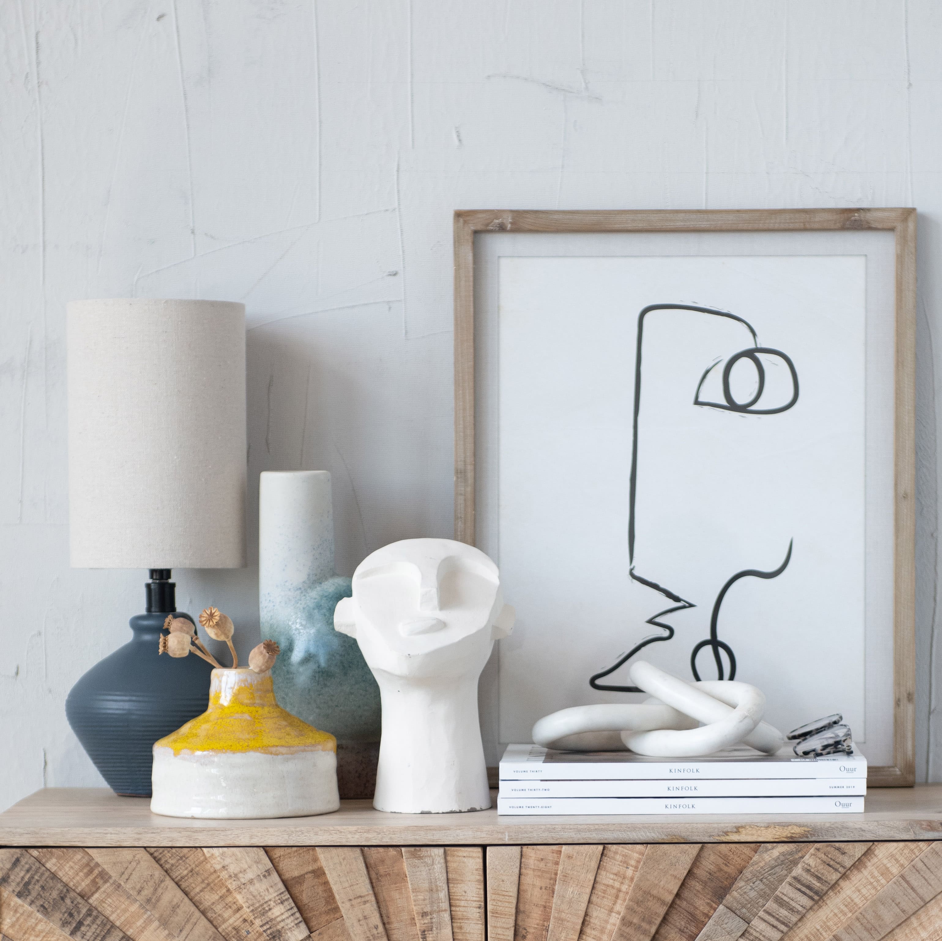 Hello Honey® 13" Decorative Marble Chain Link Figurine