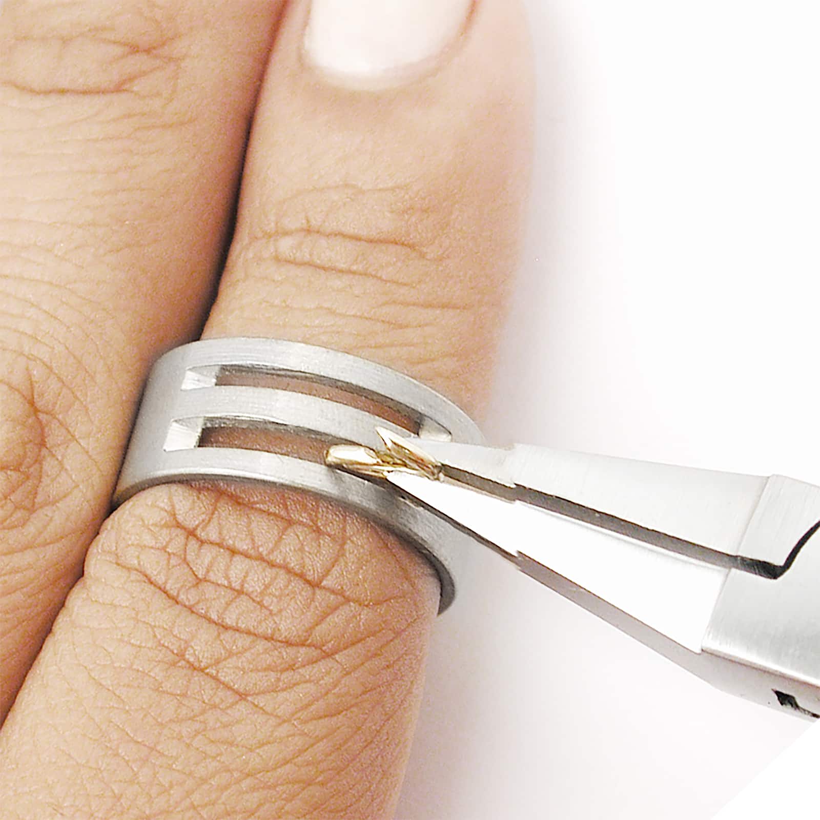 The Beadsmith® Jump Ring Opener