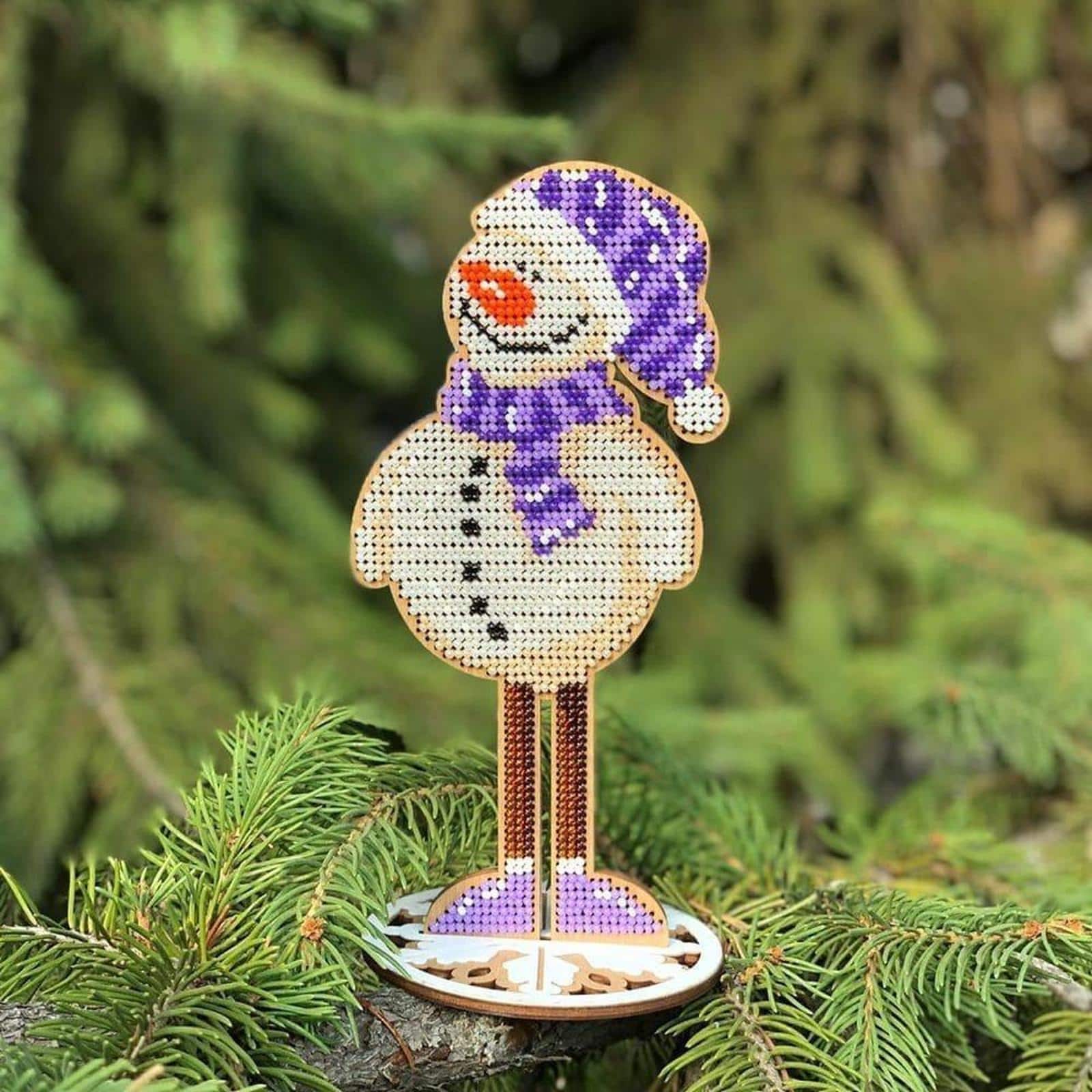 Wonderland Crafts Snowman Bead Embroidery on Wood Kit