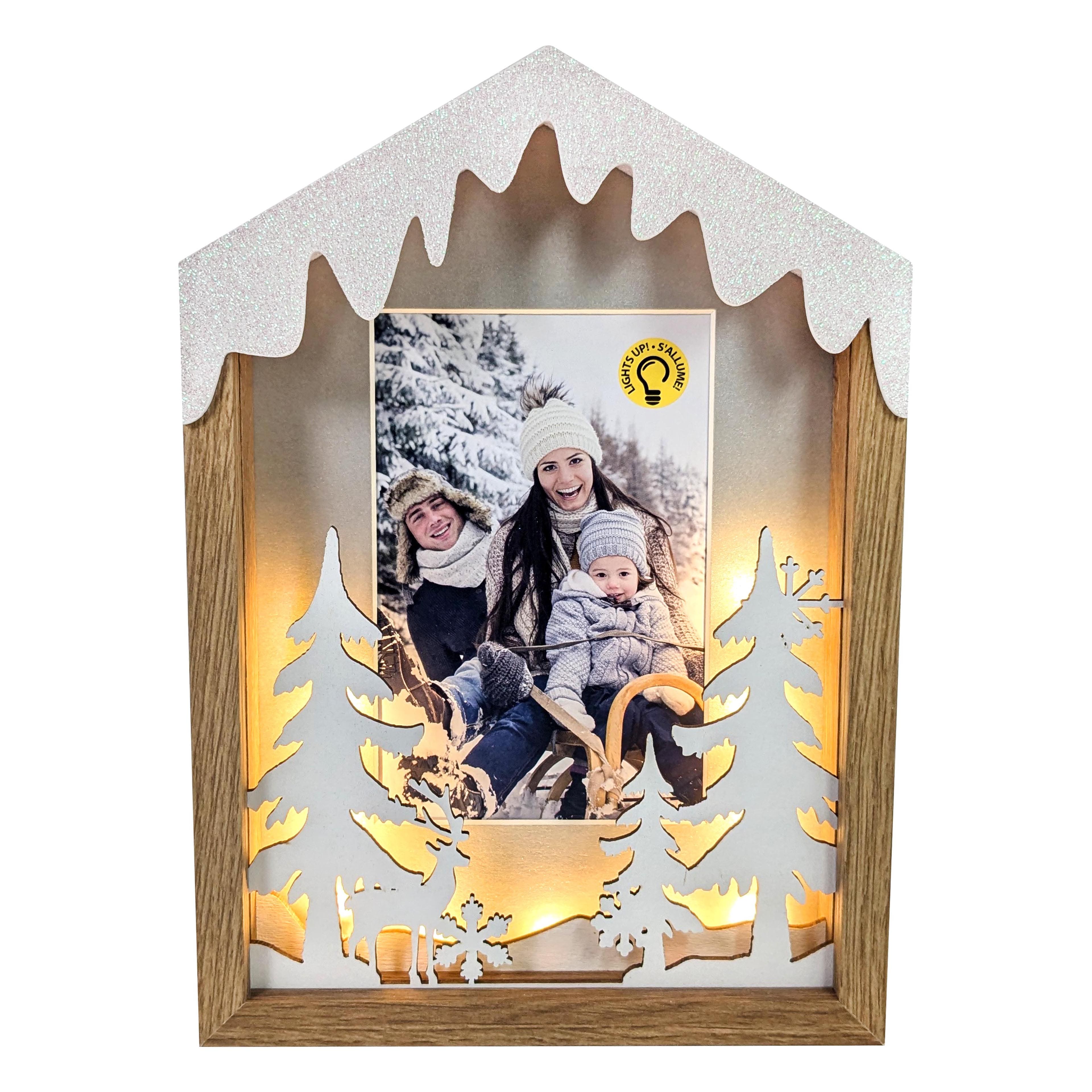 4&#x22; x 6&#x22; LED Snowy House Tabletop Frame by Studio D&#xE9;cor&#xAE;