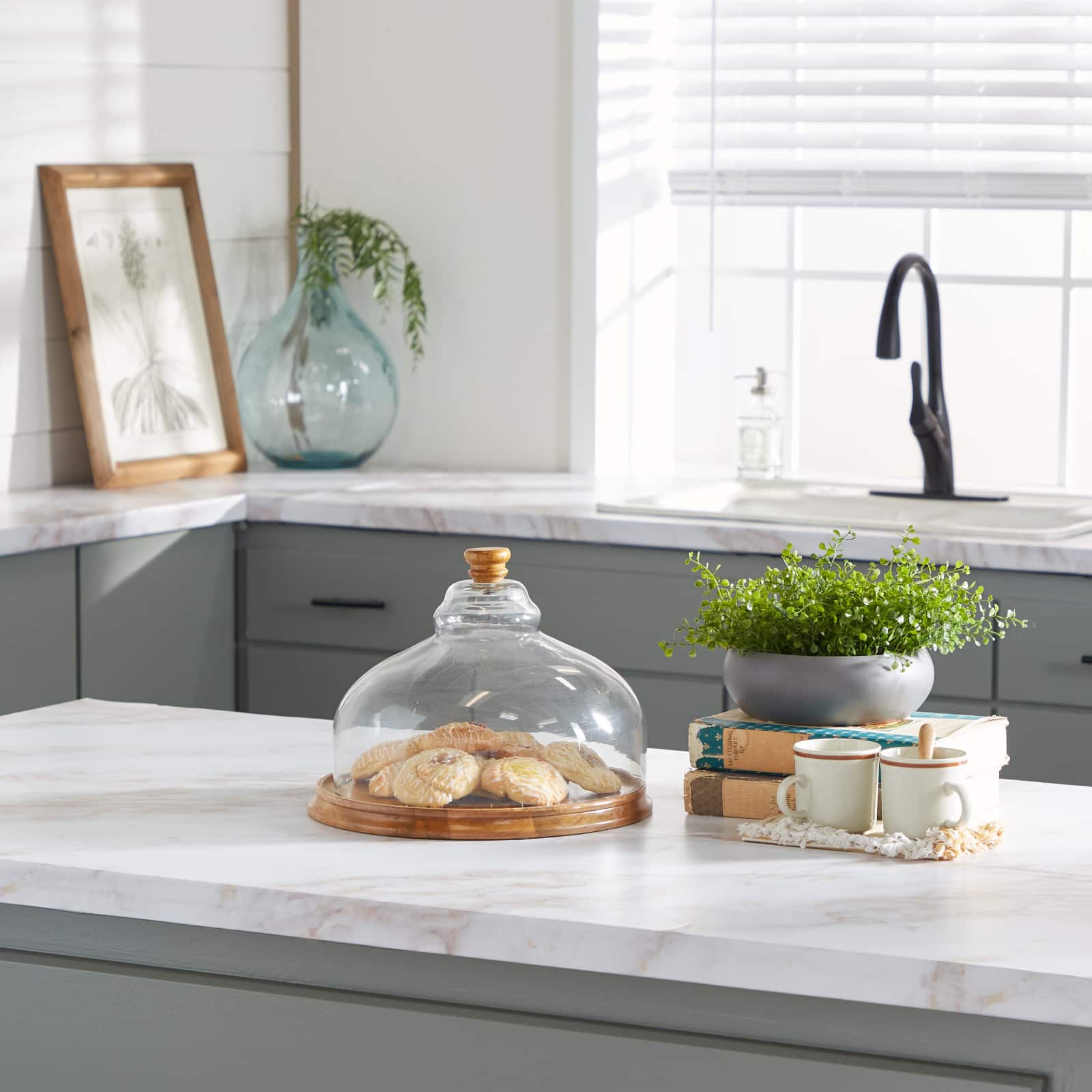 Brown Wood and Glass Natural Cake Stand with Cloche, 10" x 13" x 13"