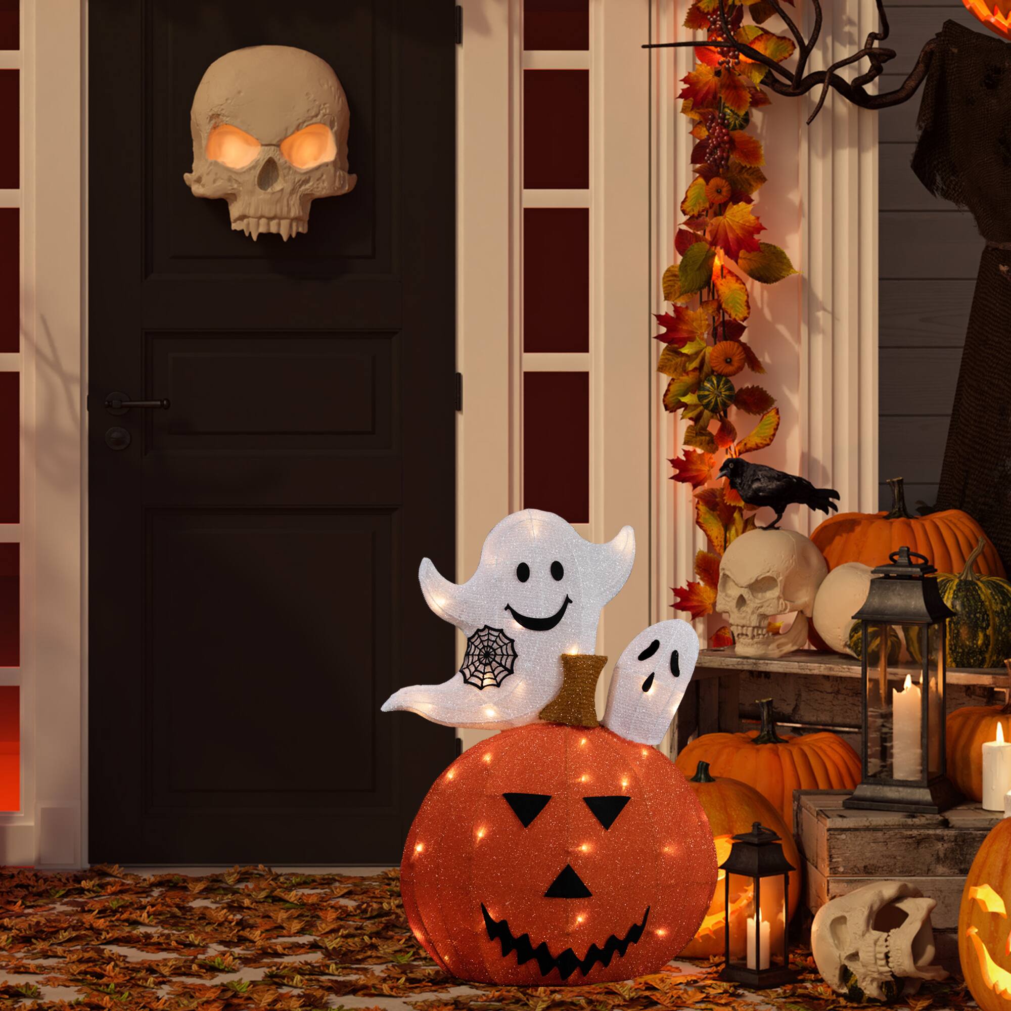 28&#x22; LED Lighted Jack-O-Lantern &#x26; Ghosts Halloween Decoration