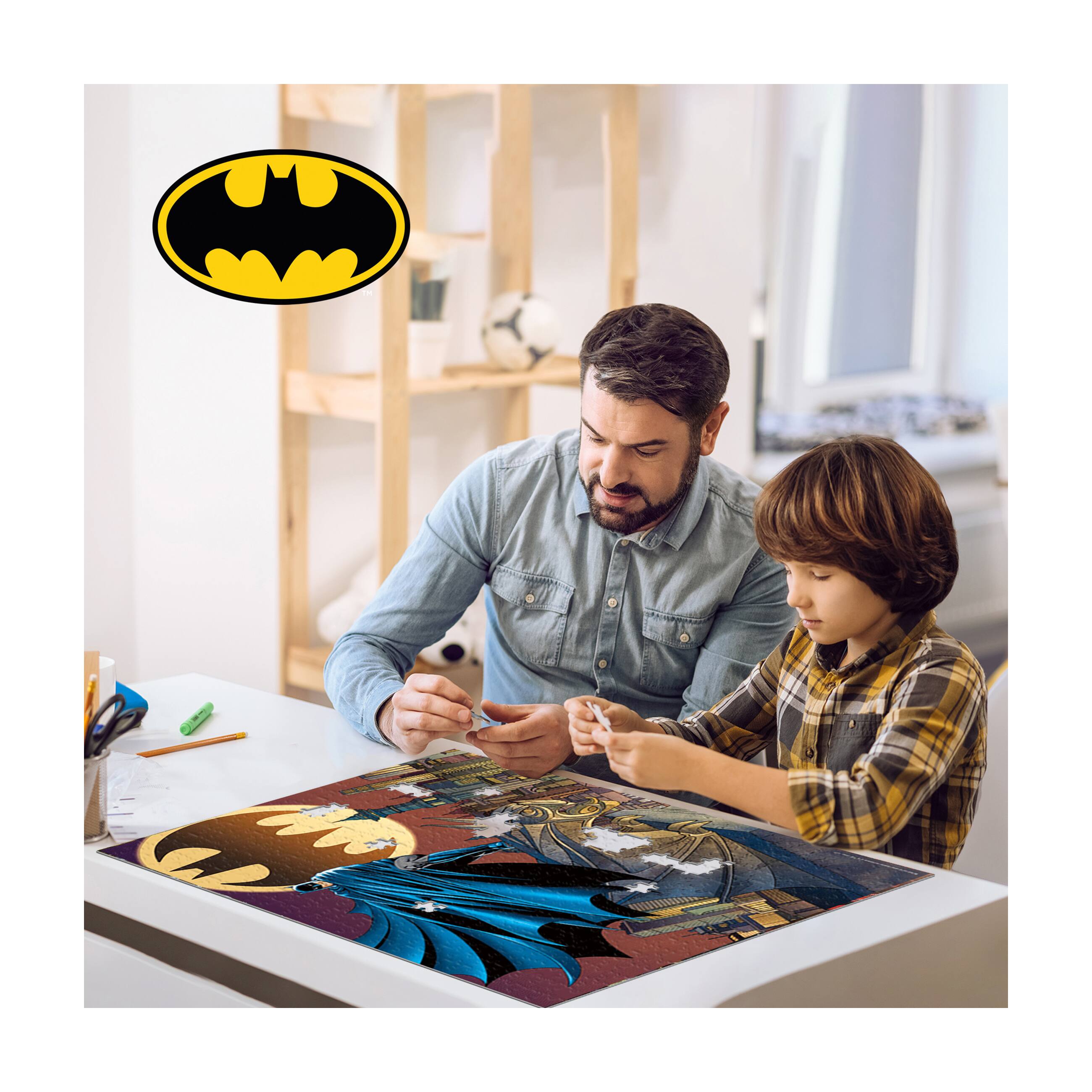 DC Comics - Batman - Bat Signal 3D Lenticular Jigsaw Puzzle: 500 Pcs