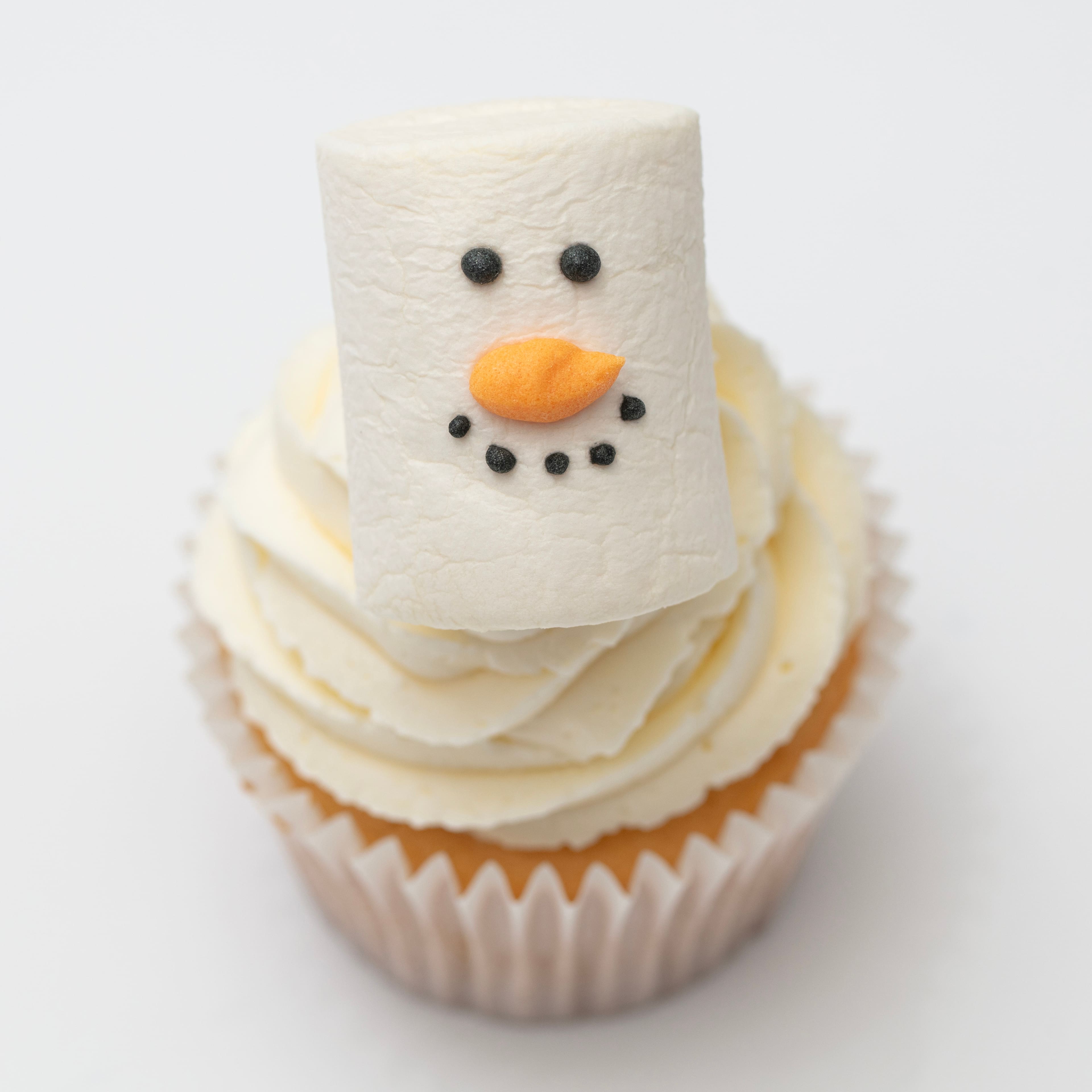 PME Cake Sweet Street® Snowman Marshmallow Treats