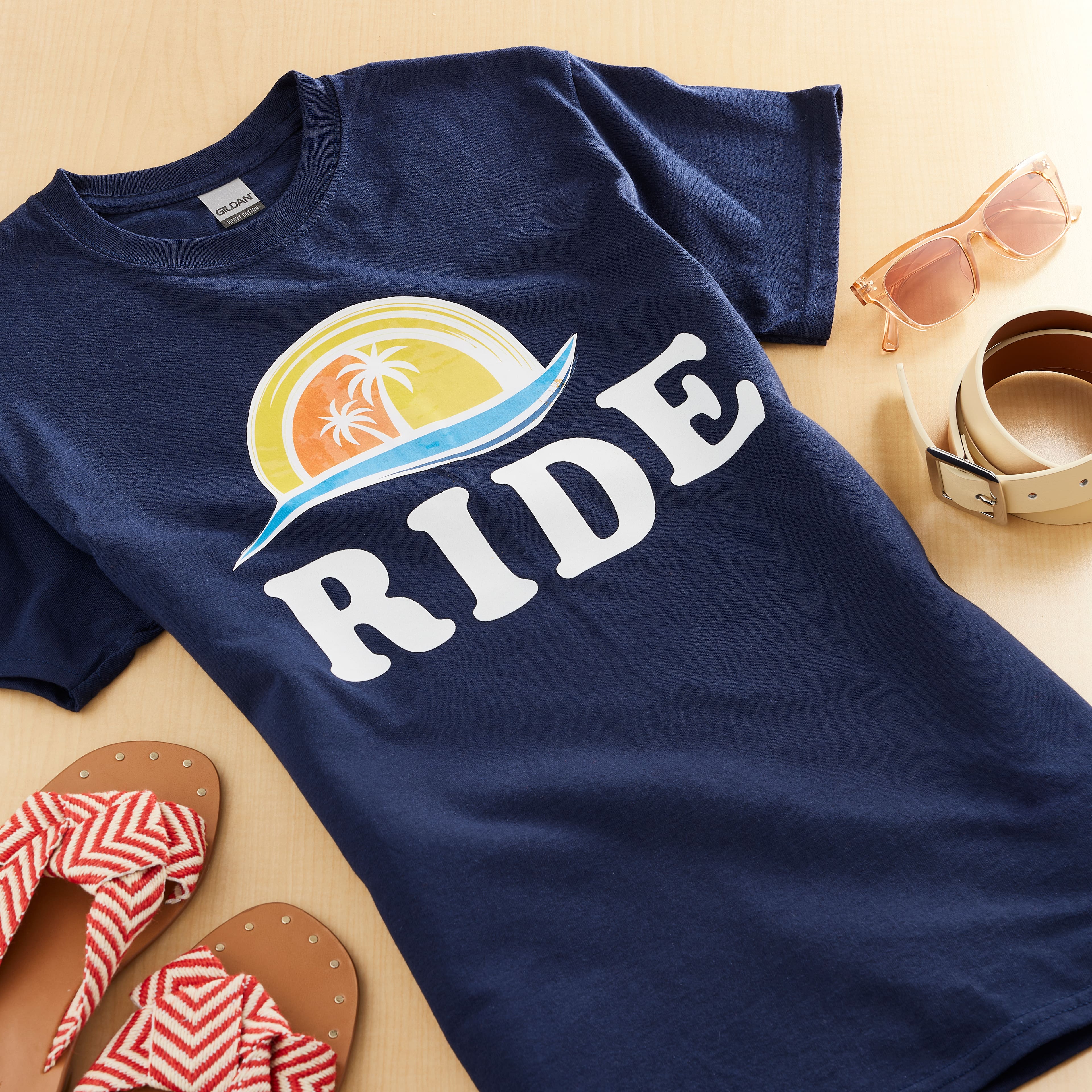 12 Pack: Gildan&#xAE; Short Sleeve Adult T-Shirt