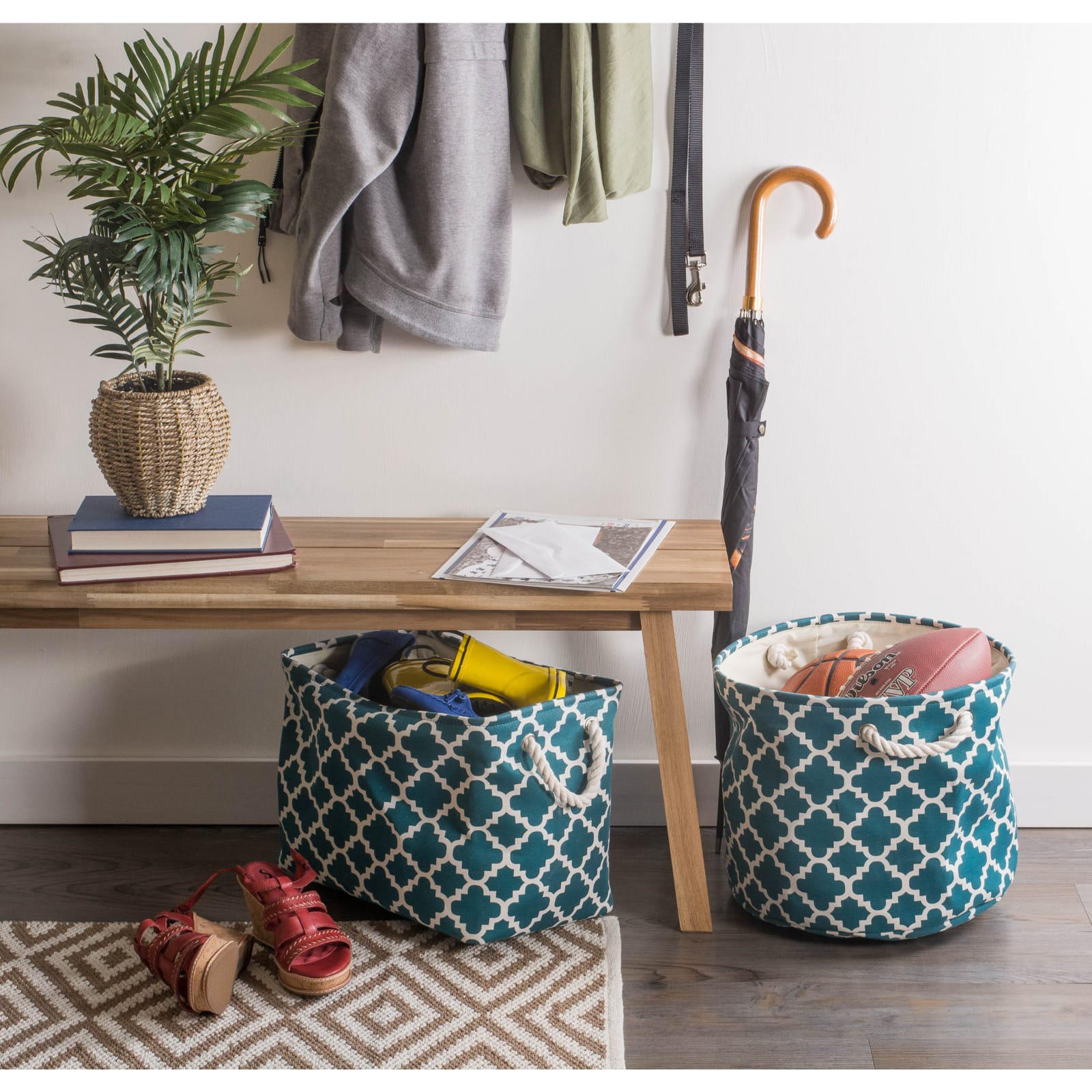 DII® Small Rectangle Lattice Polyester Bin