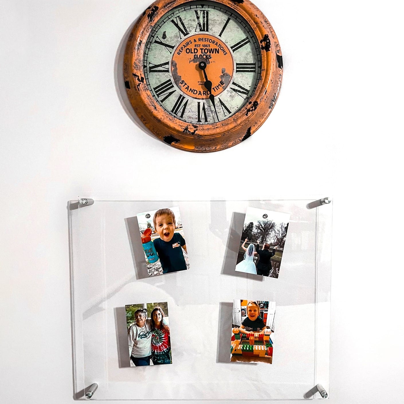 Wexel Art Single Panel Clear Acrylic Floating Wall Frame &#x26; Magnets with Silver Hardware