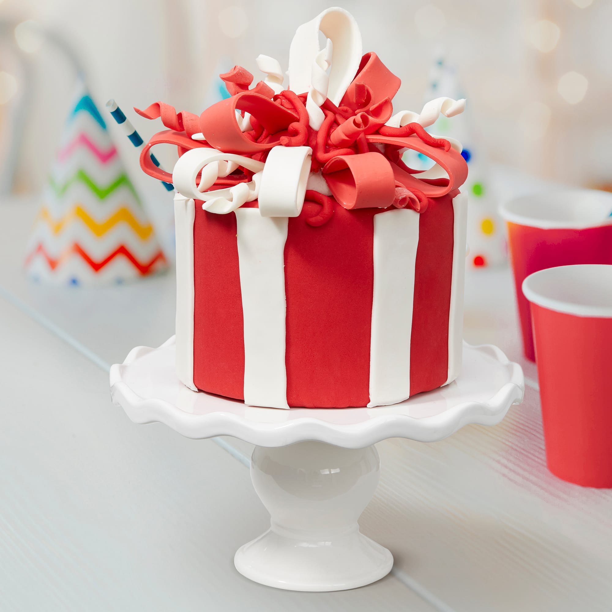 12 Pack: FloraCraft® CraftFōM Cake Form White, 4" x 5.8"