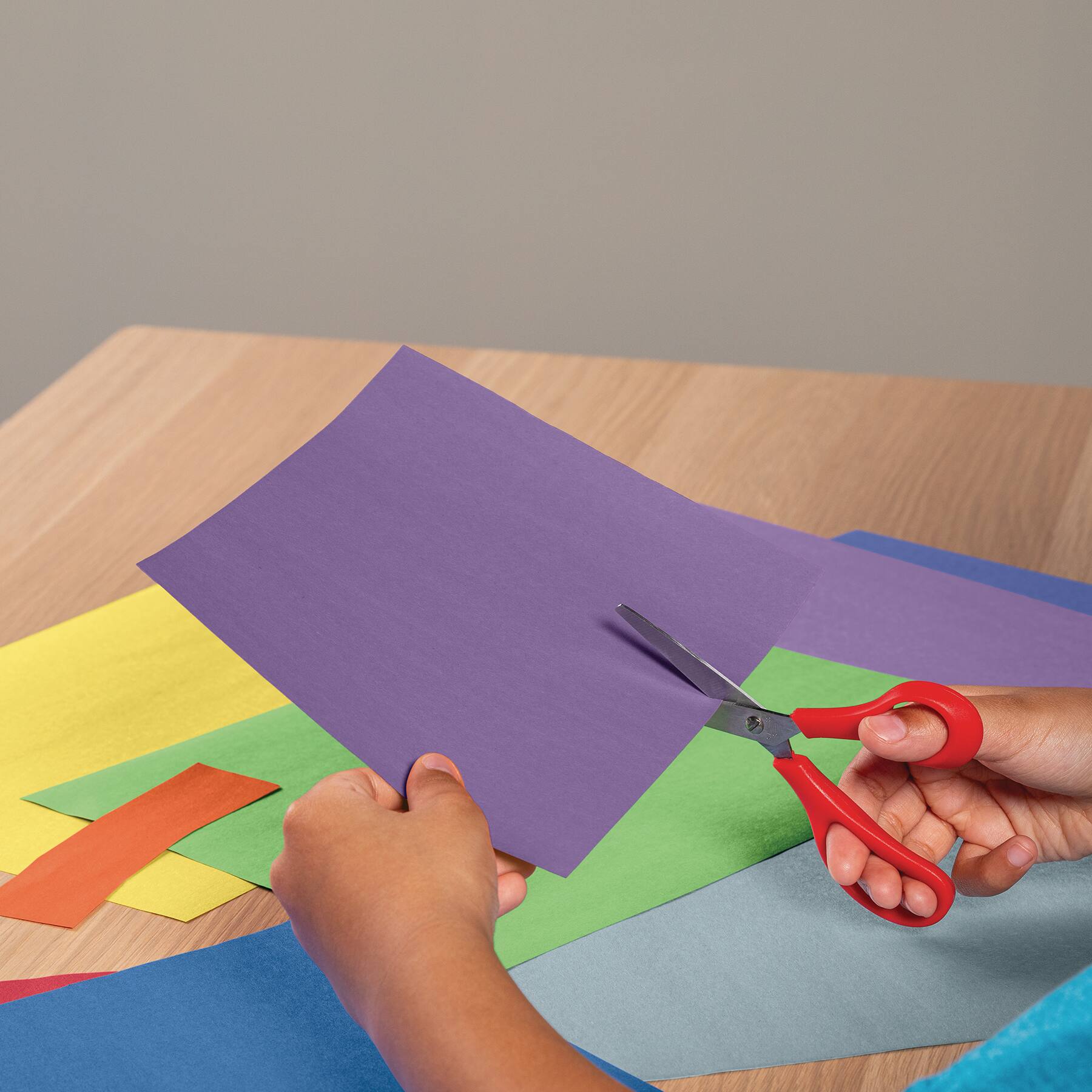 Prang&#xAE; 12&#x22; x 18&#x22; Construction Paper, 5 Packs of 50 Sheets