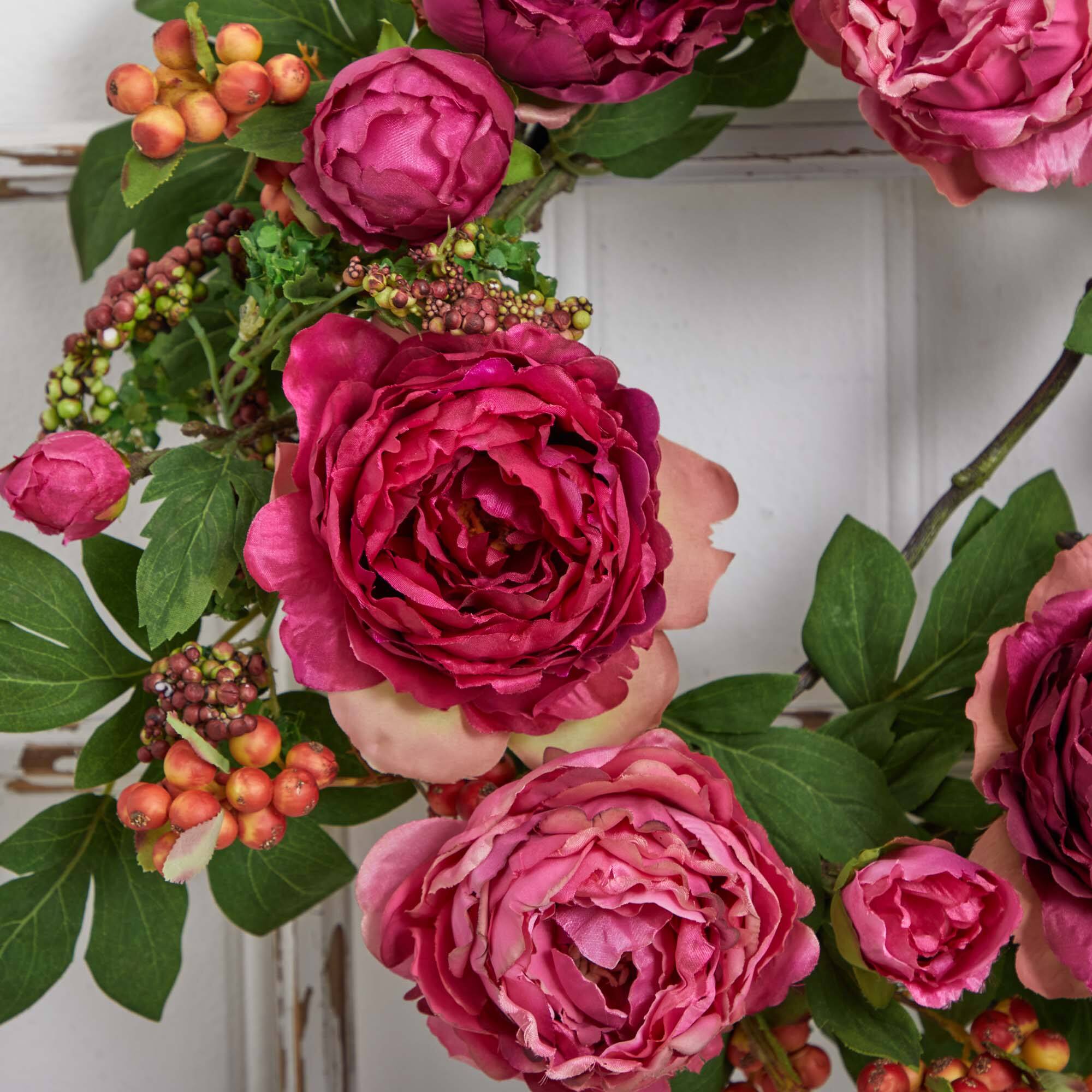 20&#x27;&#x27; Hot Pink Peony &#x26; Berry Wreath