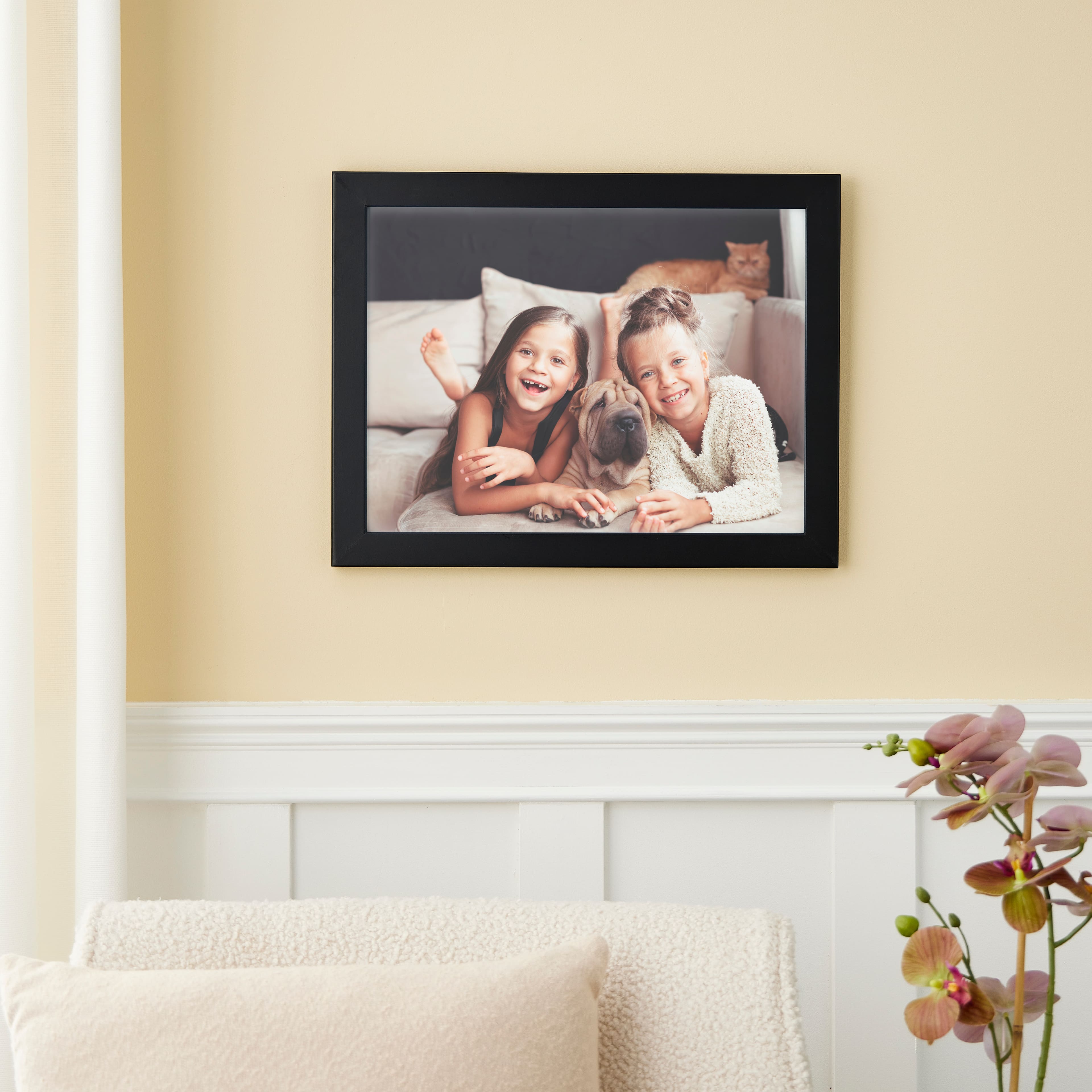 Home Flat Black Frame by Studio Décor®