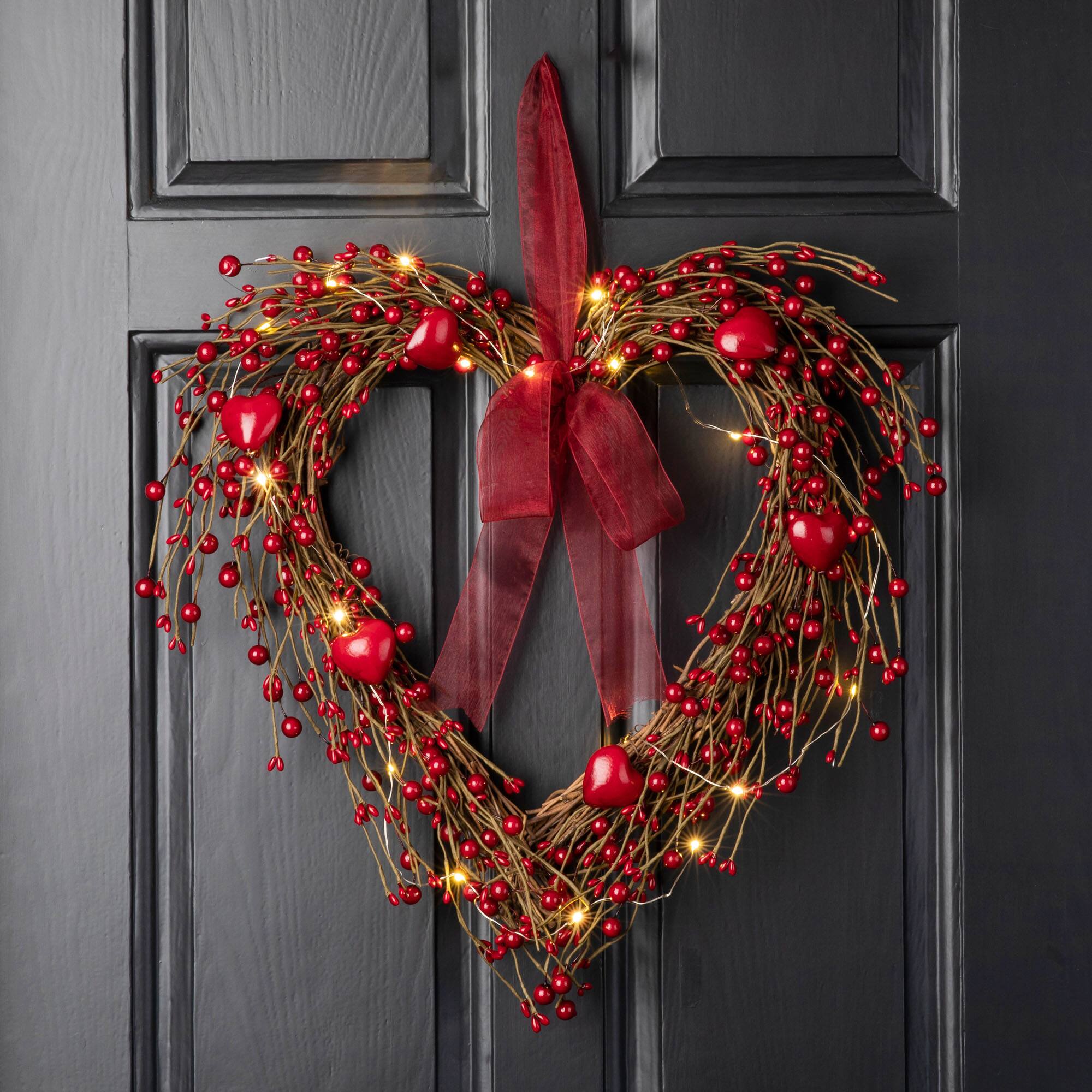 Valentine Heart Wreath Front Door Decoration, 15In Artificial Valentine  Wreaths Red Pink White Heart Berries with 20 Red LED Lights Timer for Home