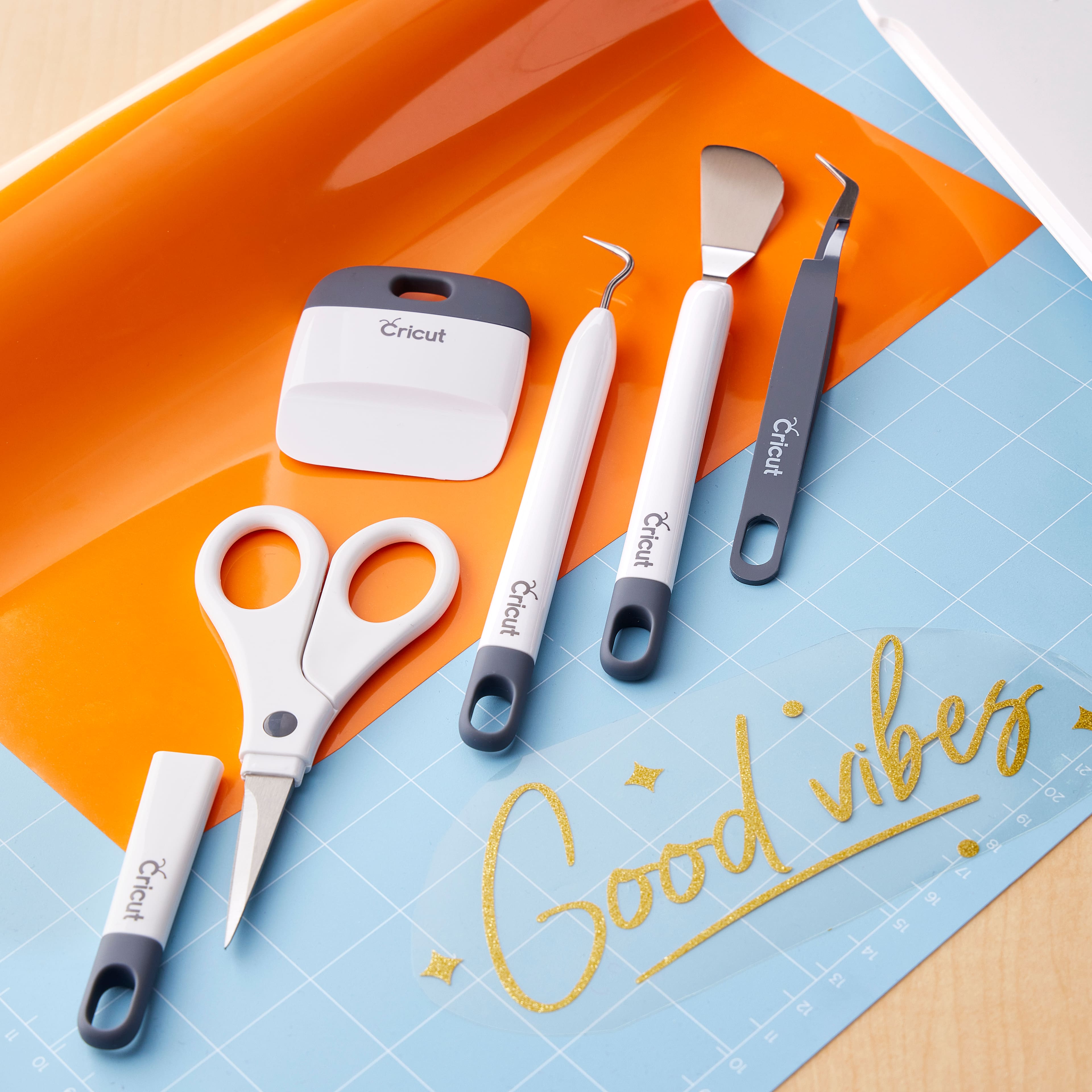 Cricut® Gray Basic Tool Set
