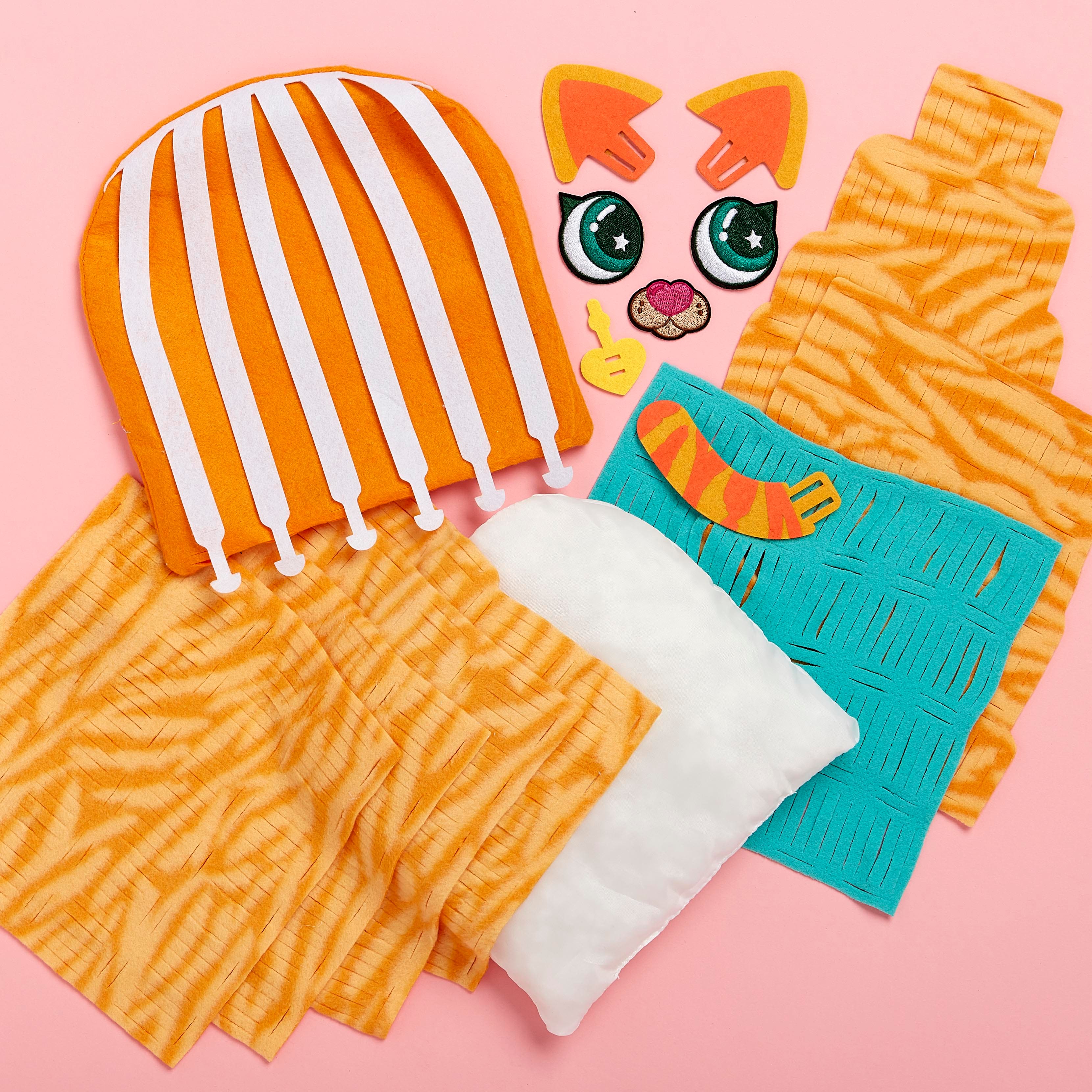 Magic Scrunch&#x2122; Pillow Kitty Craft Kit