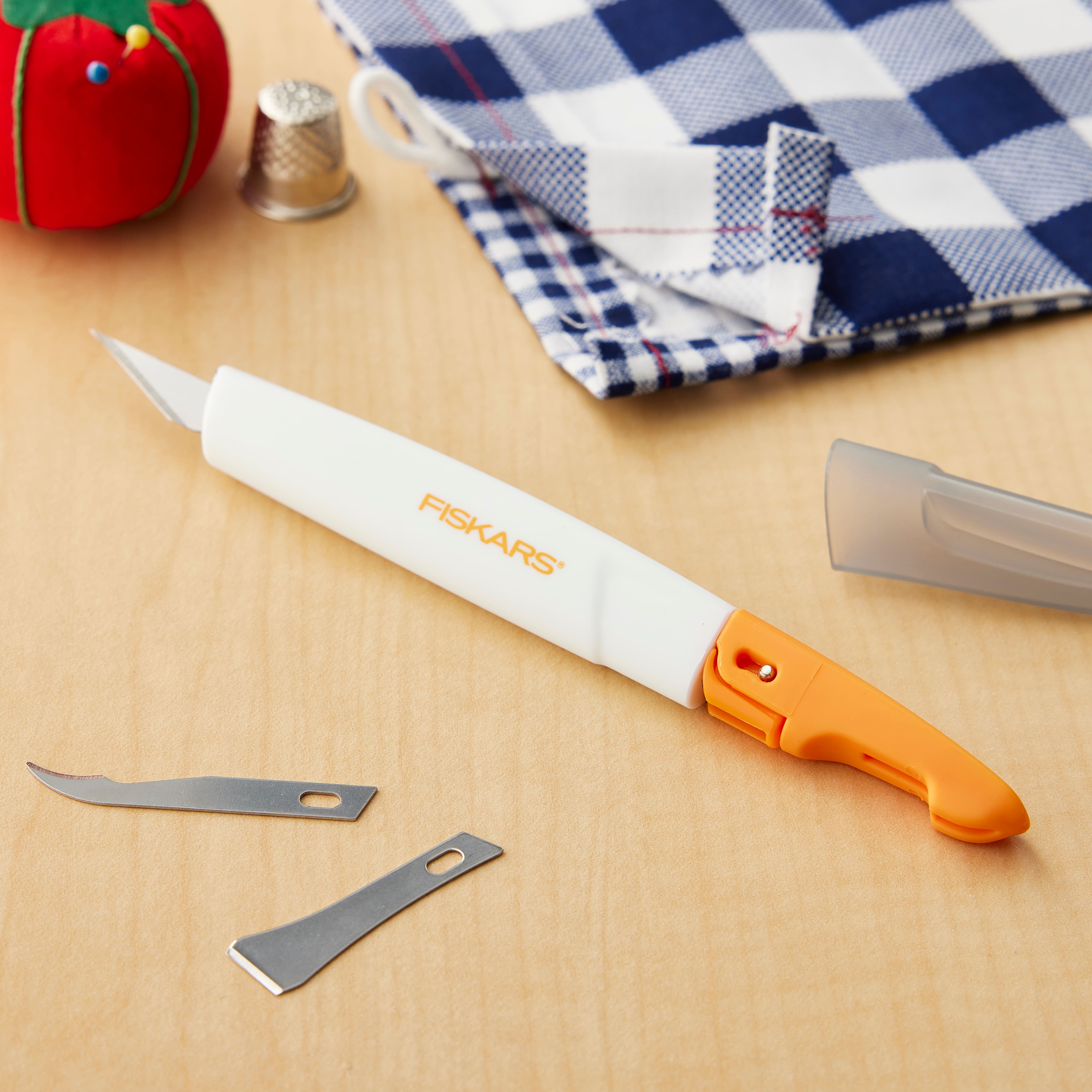 6 Pack: Fiskars® Easy Blade Change Fabric Knife