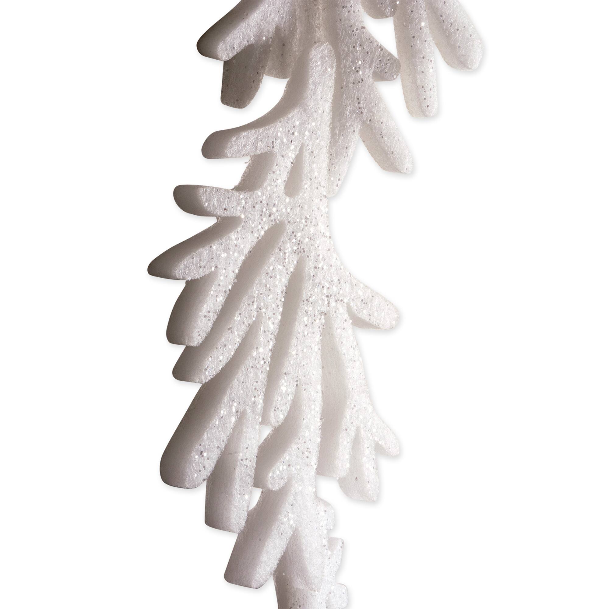DII&#xAE; 4ft. Hanging Leaves Garland Set
