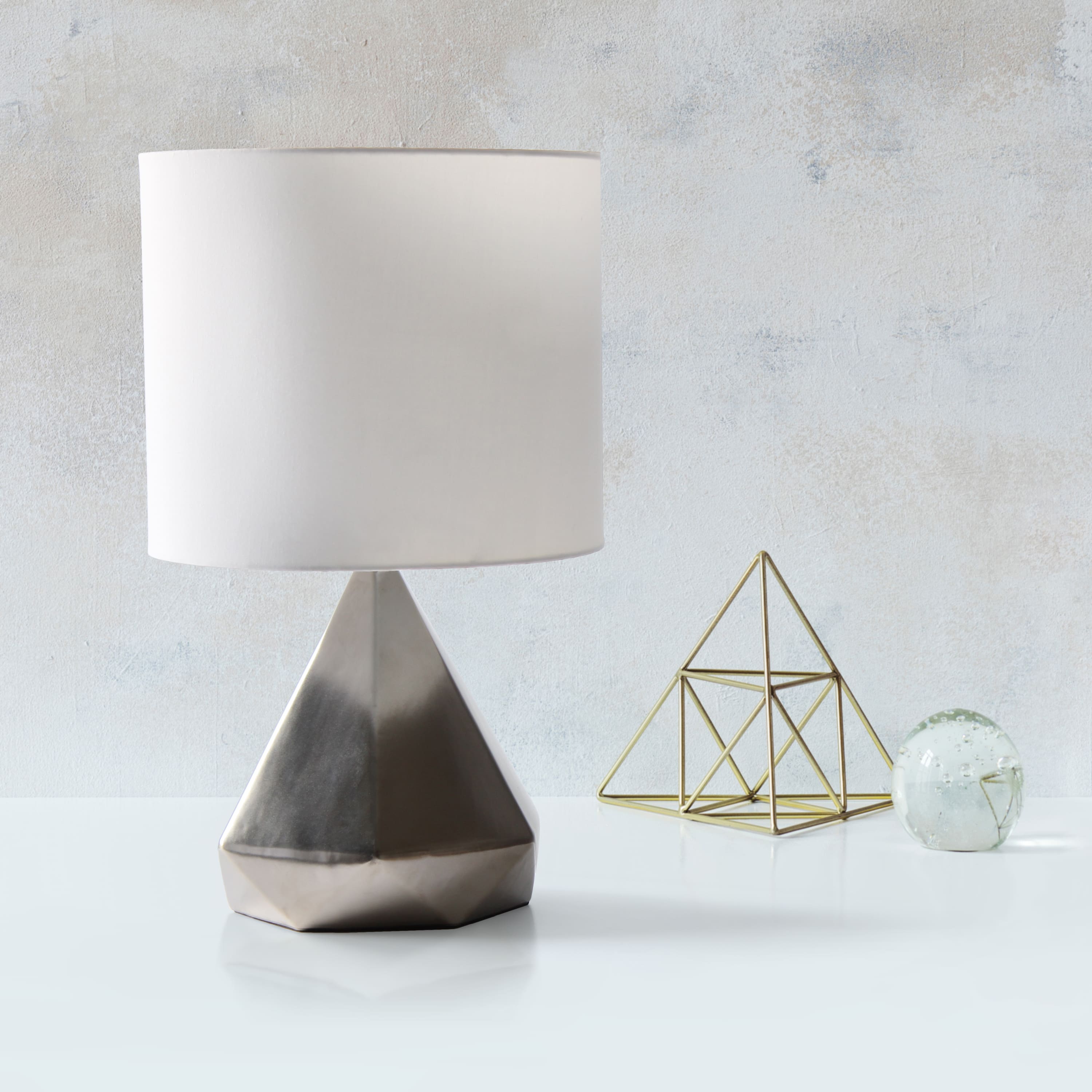 Simple Designs 19.8&#x22; Solid Pyramid Table Lamp