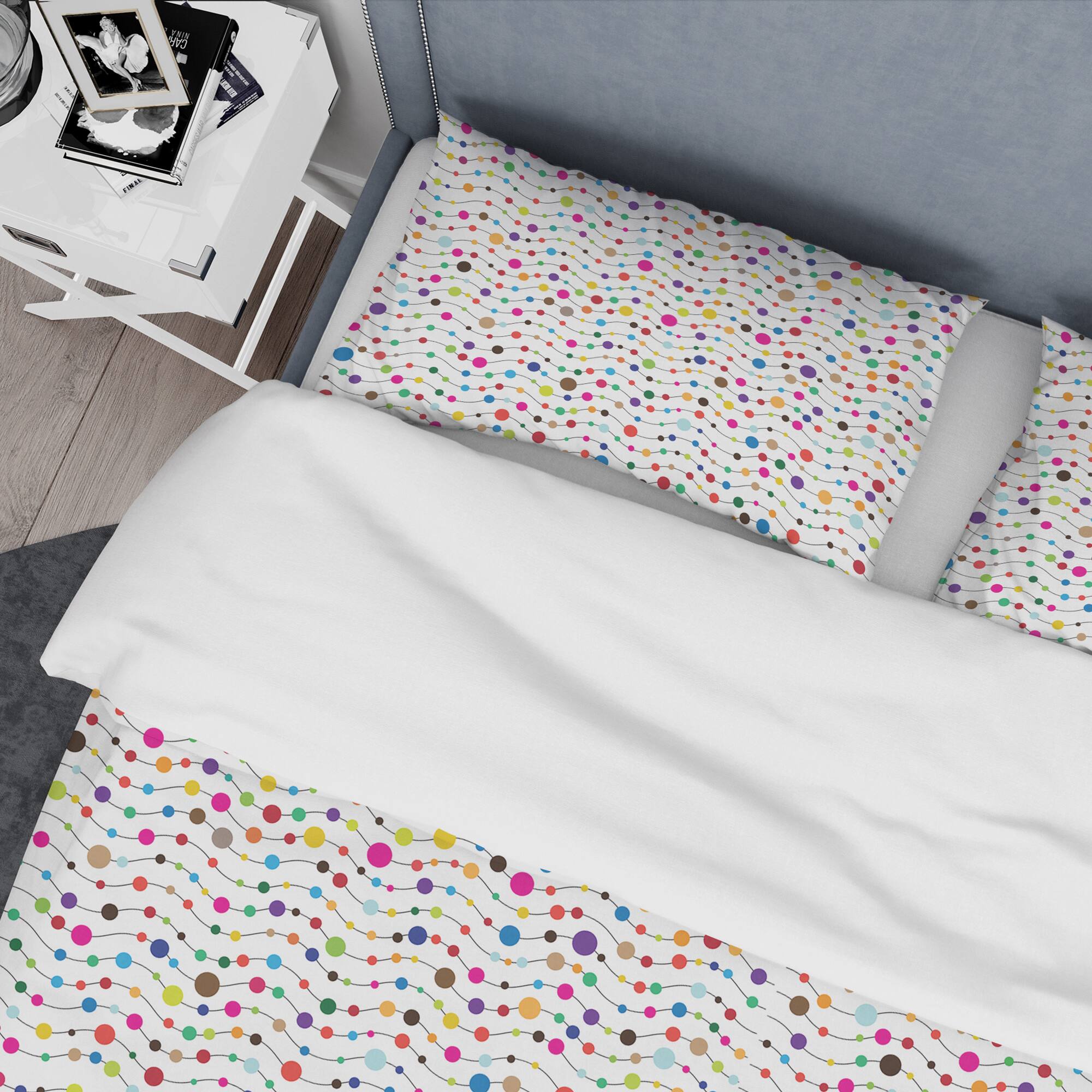 Designart &#x27;Color Waves of Polka Dots&#x27; Mid-Century Duvet Cover Set