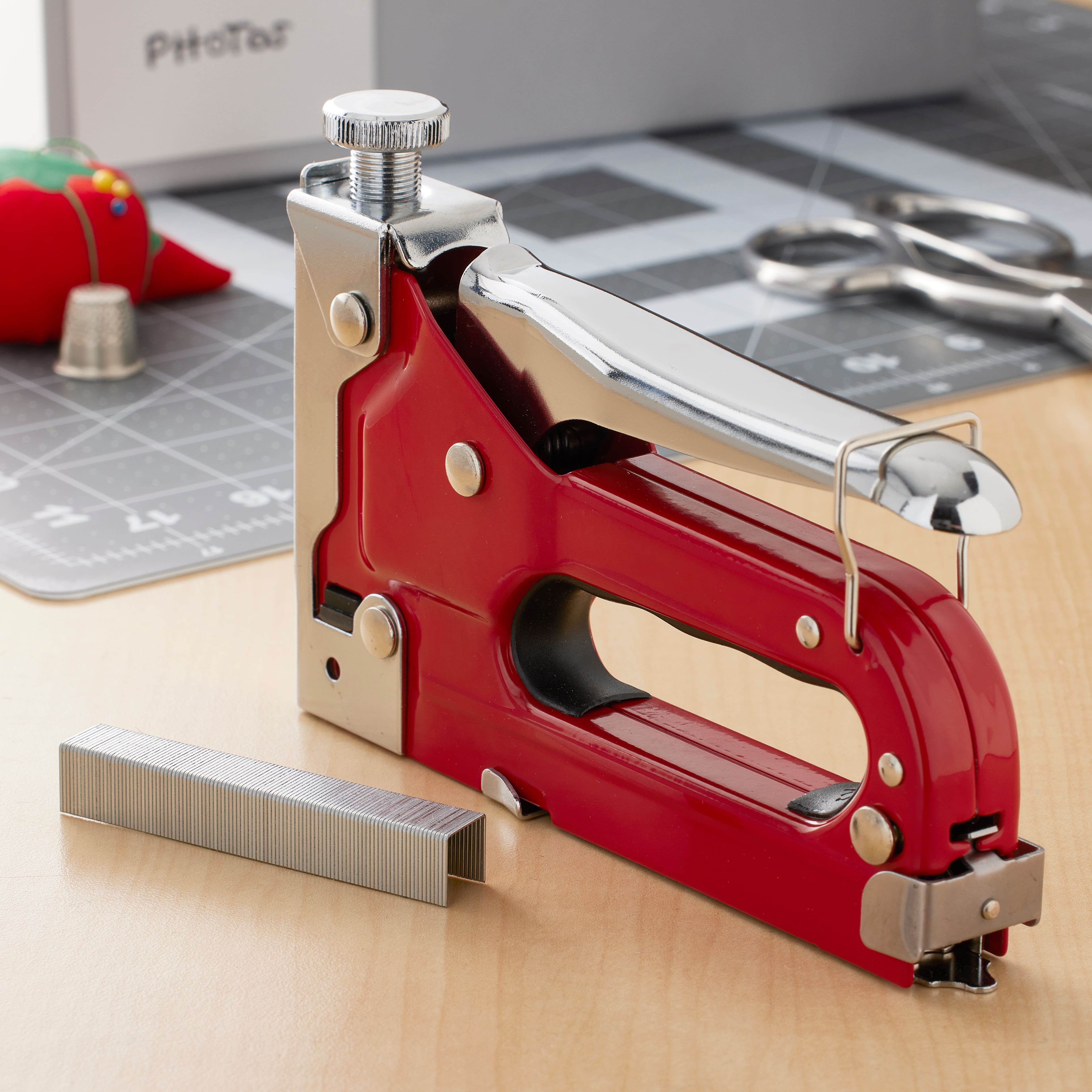 Dritz® Home Heavy Duty Staple Gun