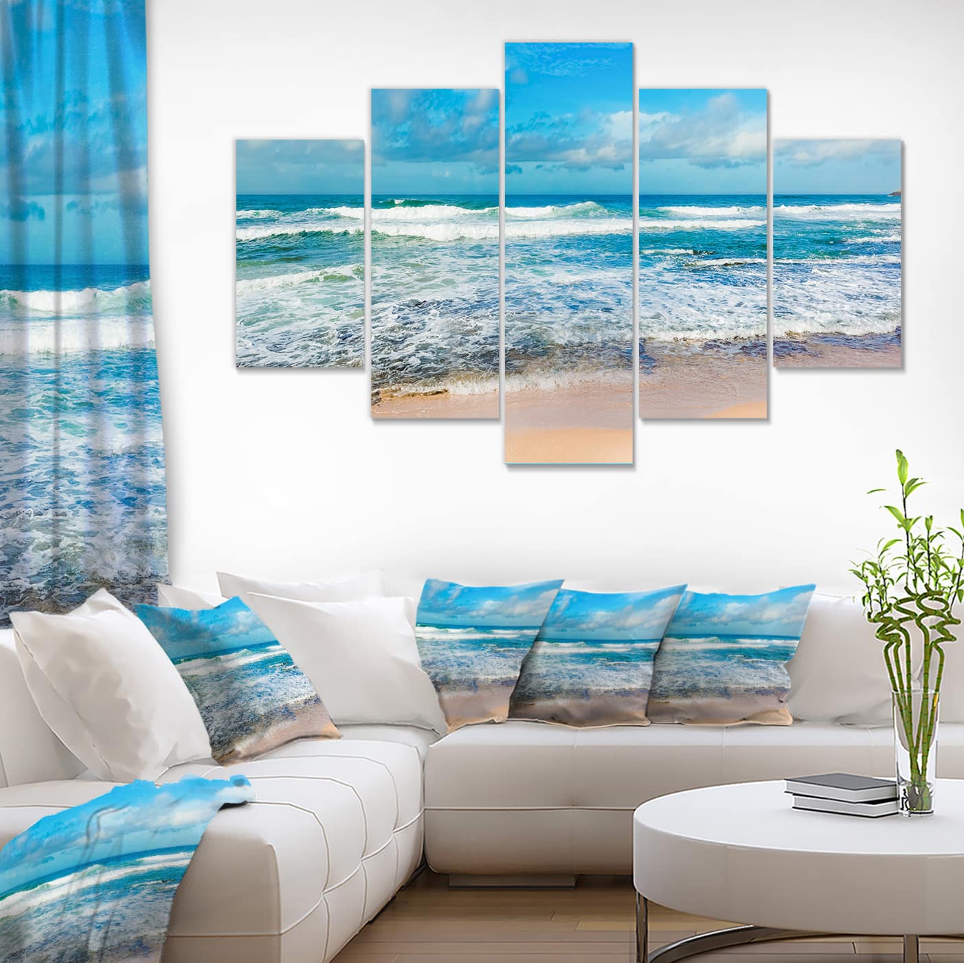 Designart - Indian Ocean Panoramic View - Extra Large Seashore Canvas Art