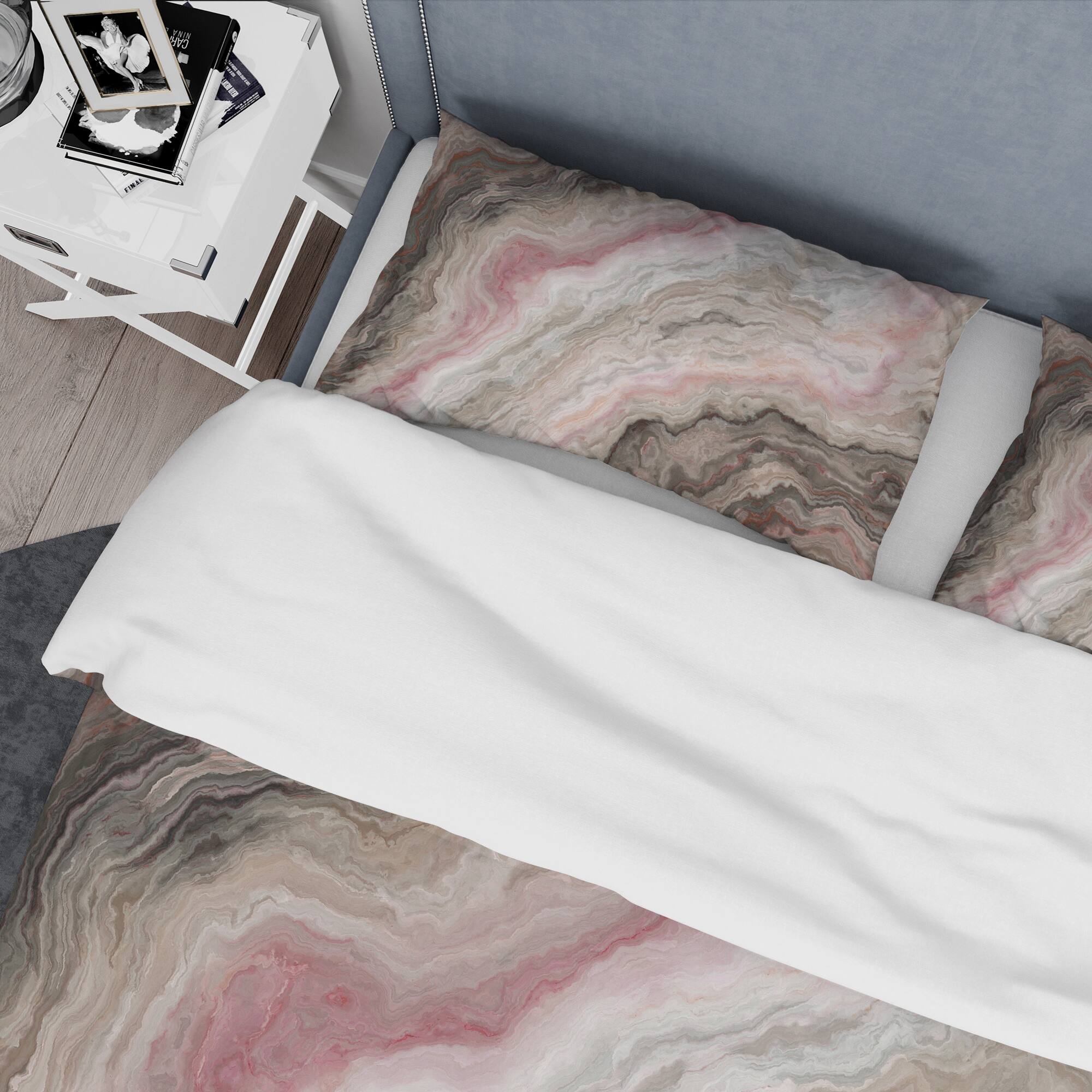 Designart 'Grey Onyx with Rose Inclusions' Mid-Century Modern Bedding Set