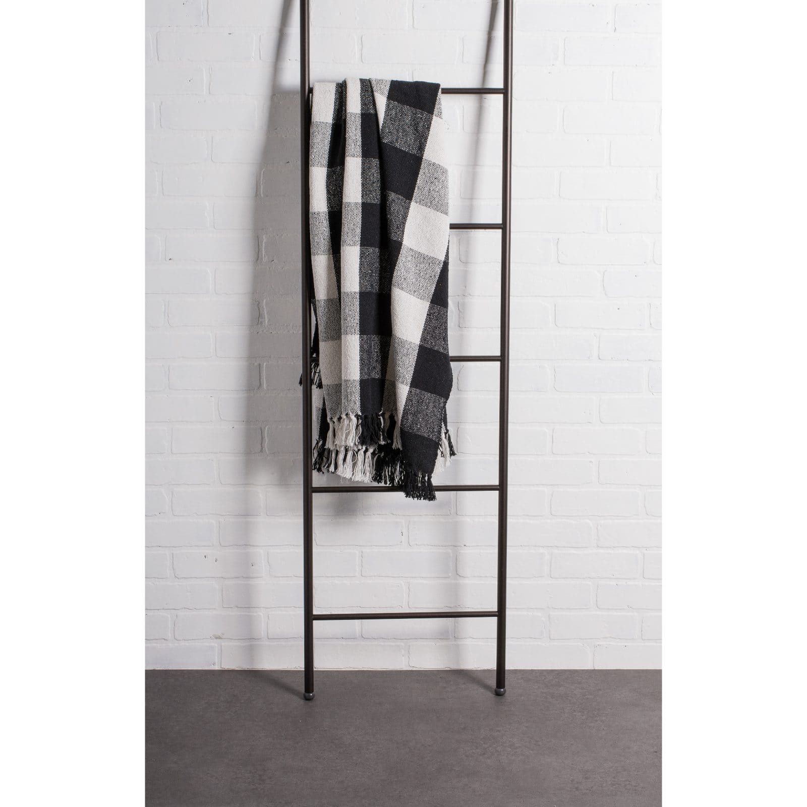 DII&#xAE; Black &#x26; White Buffalo Check Throw