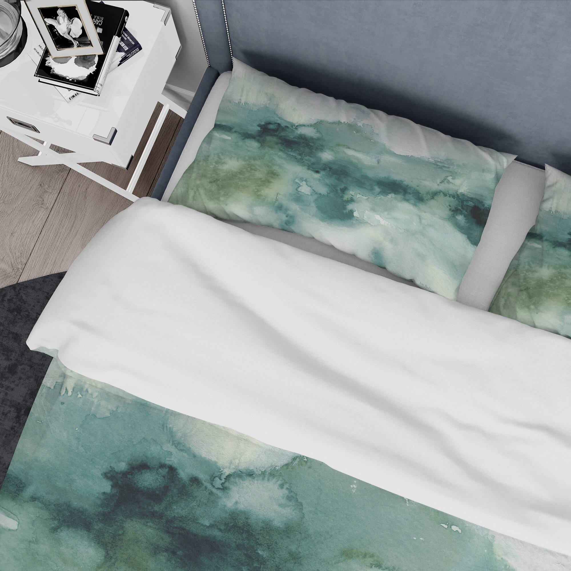 Designart &#x27;Lost into the Blue&#x27; Geometric Bedding Set - Duvet Cover &#x26; Shams