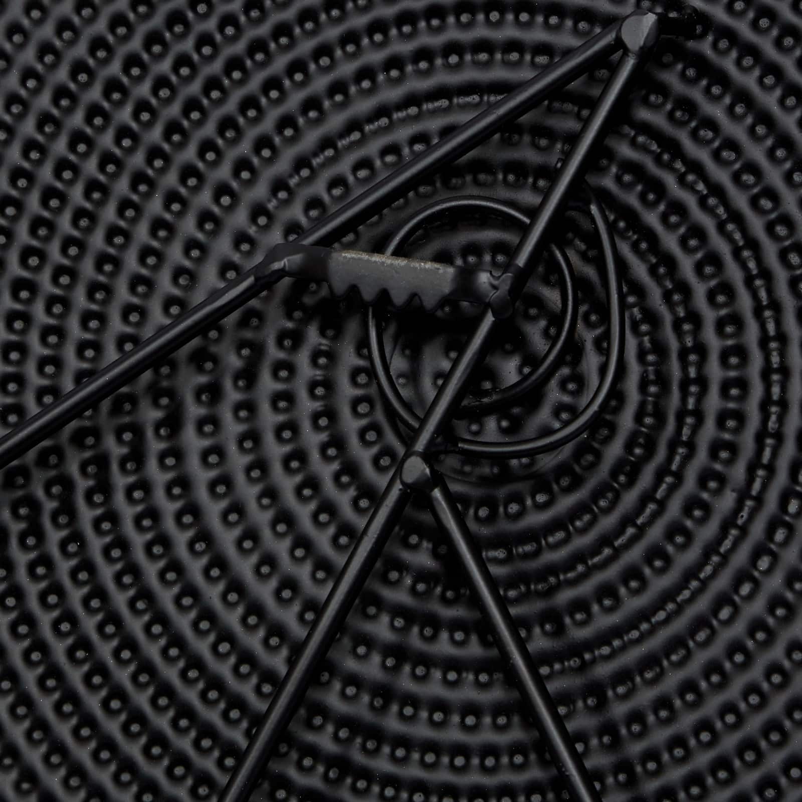 CosmoLiving by Cosmopolitan Black Metal Contemporary Wall D&#xE9;cor