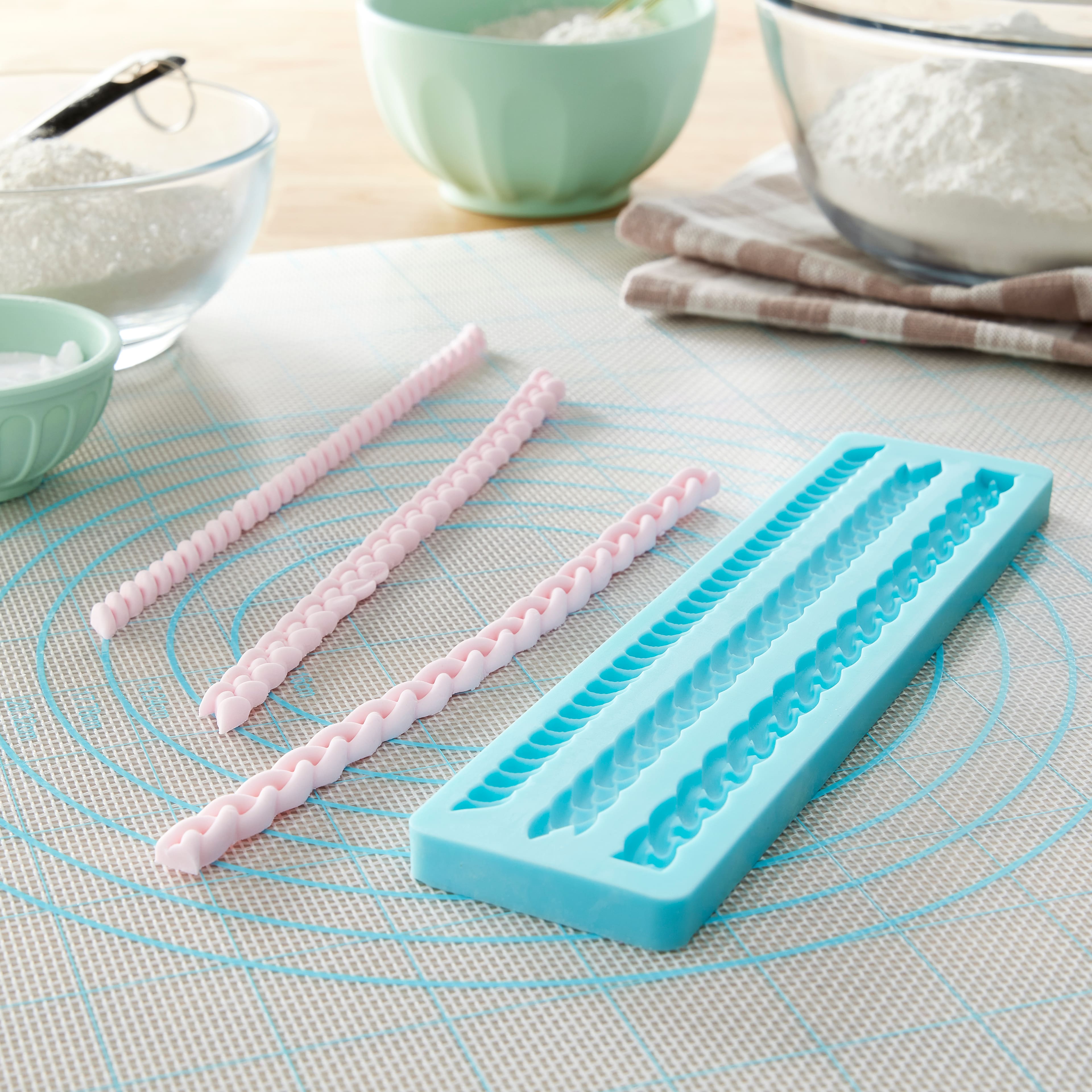 Rope Border Silicone Baking Mold by Celebrate It&#x2122;