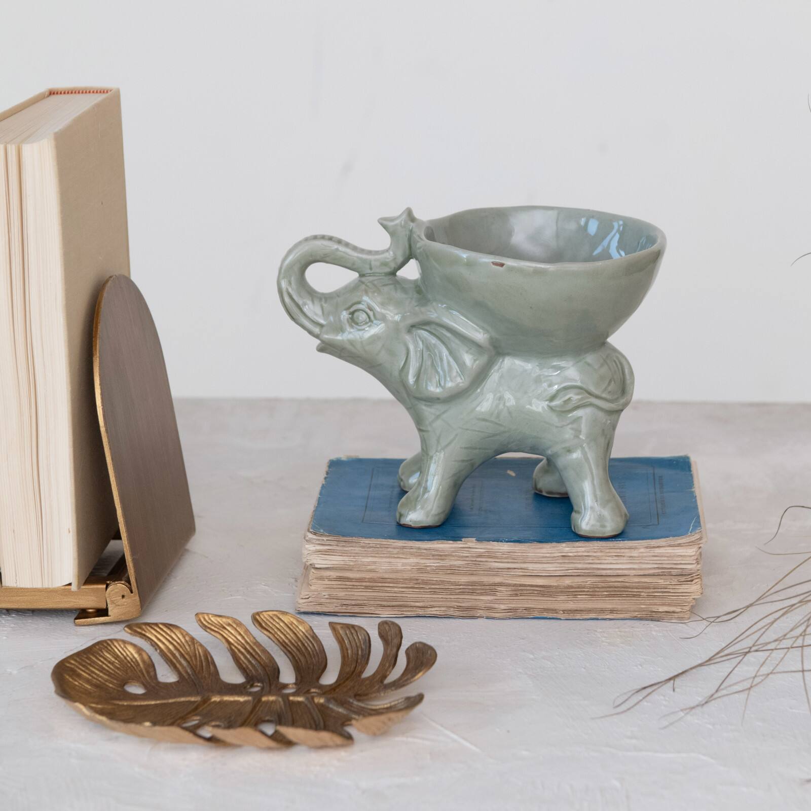 Hello Honey&#xAE; Gray 7.5&#x22; Majestic Stoneware Elephant Bowl 