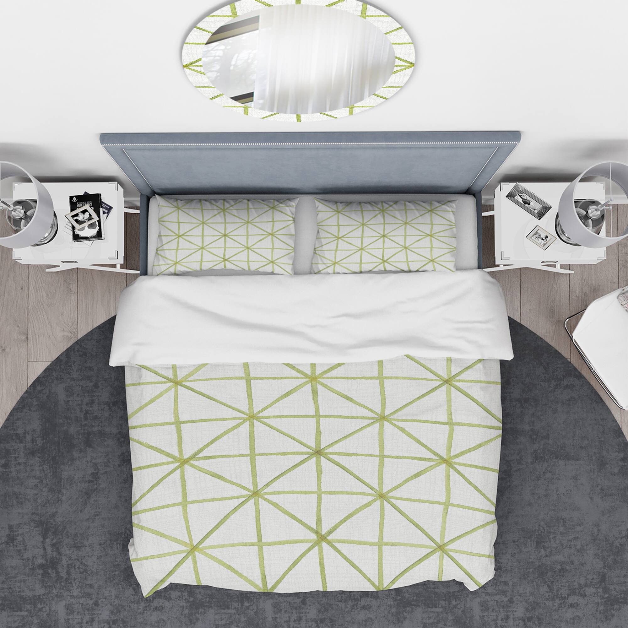 Designart &#x27;geometric Green Triangle II&#x27; Geometric Bedding Set - Duvet Cover &#x26; Shams