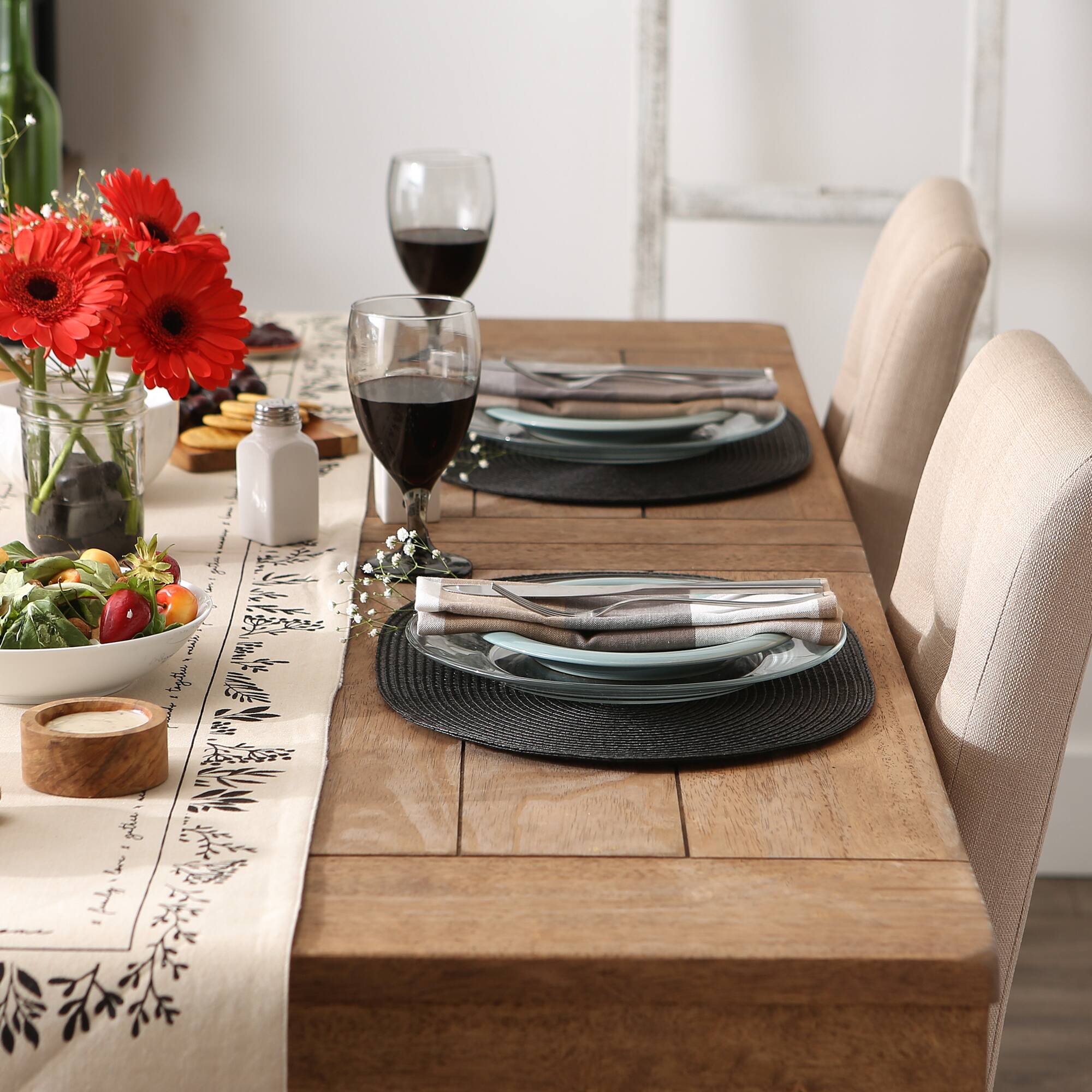 DII® Oval Plastic Woven Placemats